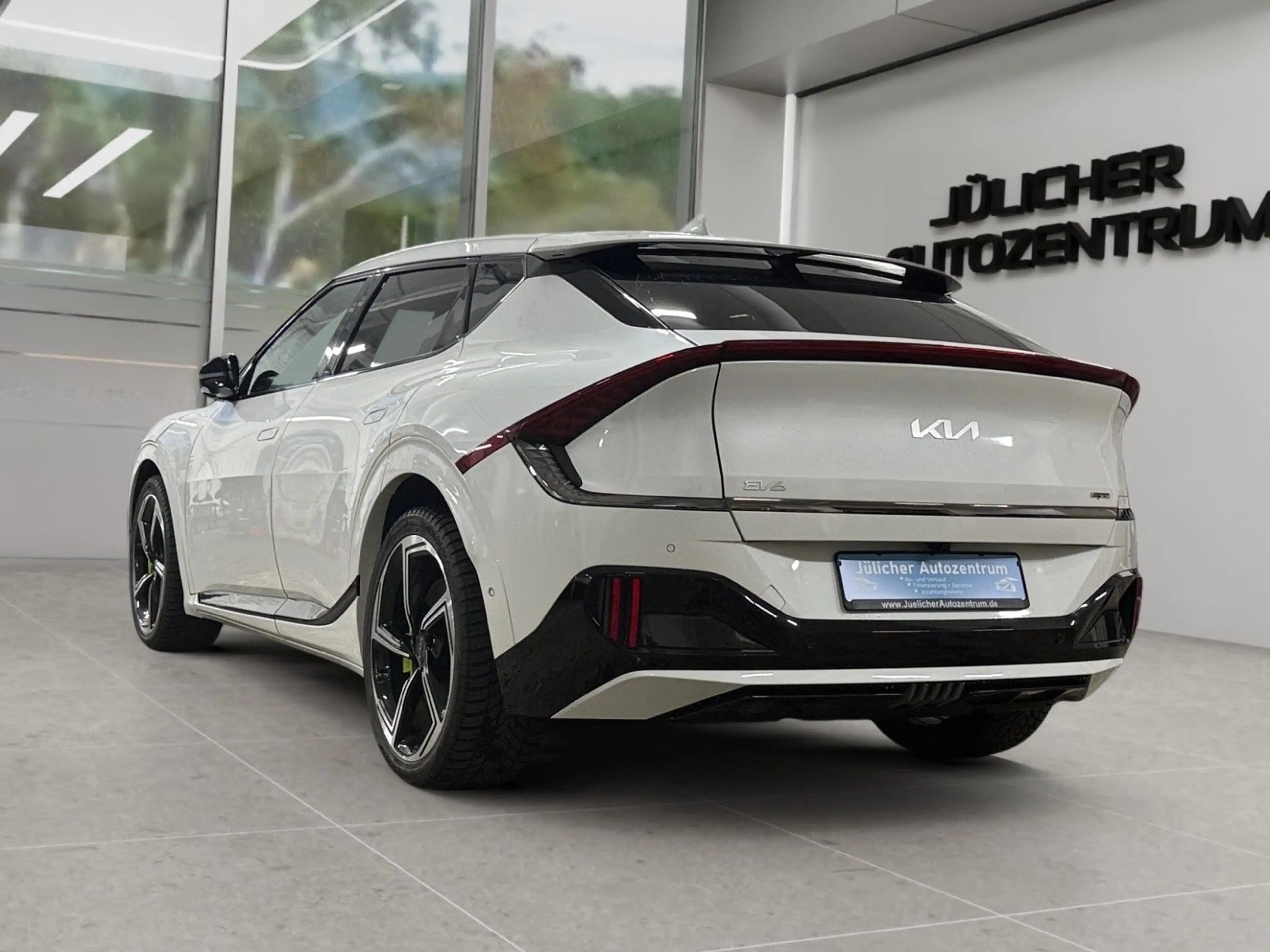 Kia EV6 GT 4WD , Rentnerfahrzeug, Wenig Km — photo 6