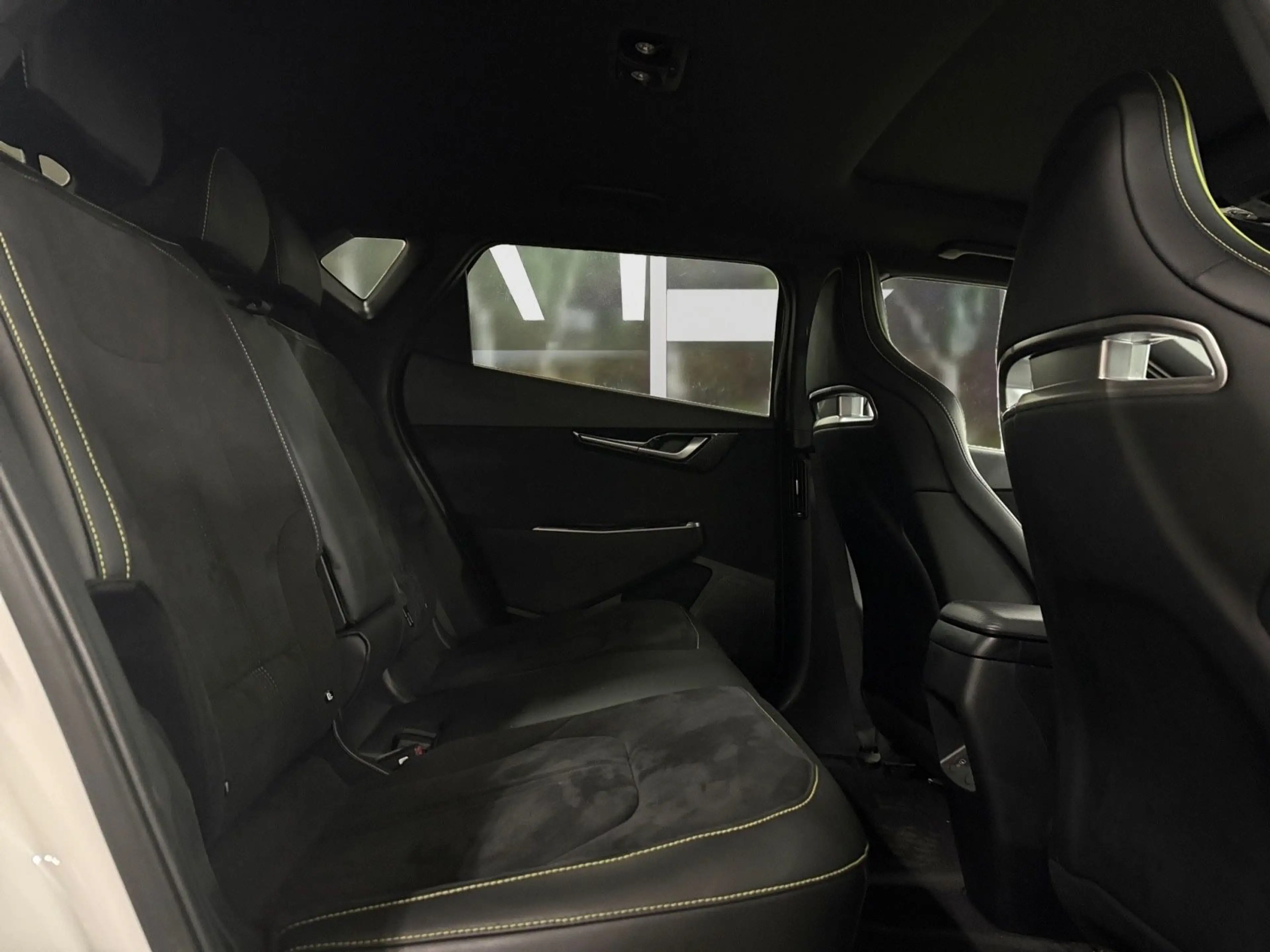 Kia EV6 GT 4WD , Rentnerfahrzeug, Wenig Km — photo 11