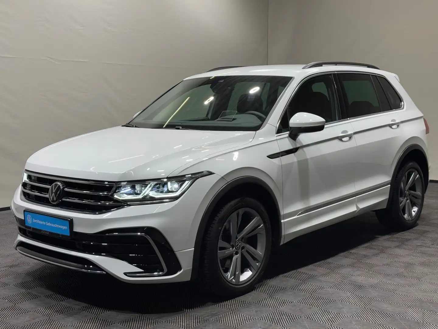 Volkswagen Tiguan R-Line 2.0 TSI DSG 4M | MATRIX NAVI HUD Bianco - 2