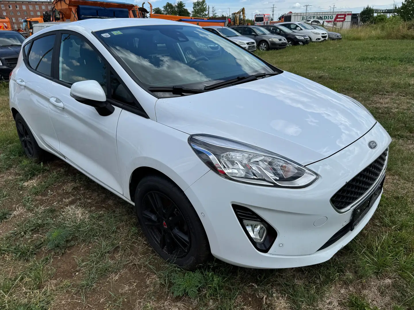 Ford Fiesta UNFALL! WSS-LENKRAD-SHZG 6-Gang KLIMA Tempomat ALU Weiß - 1