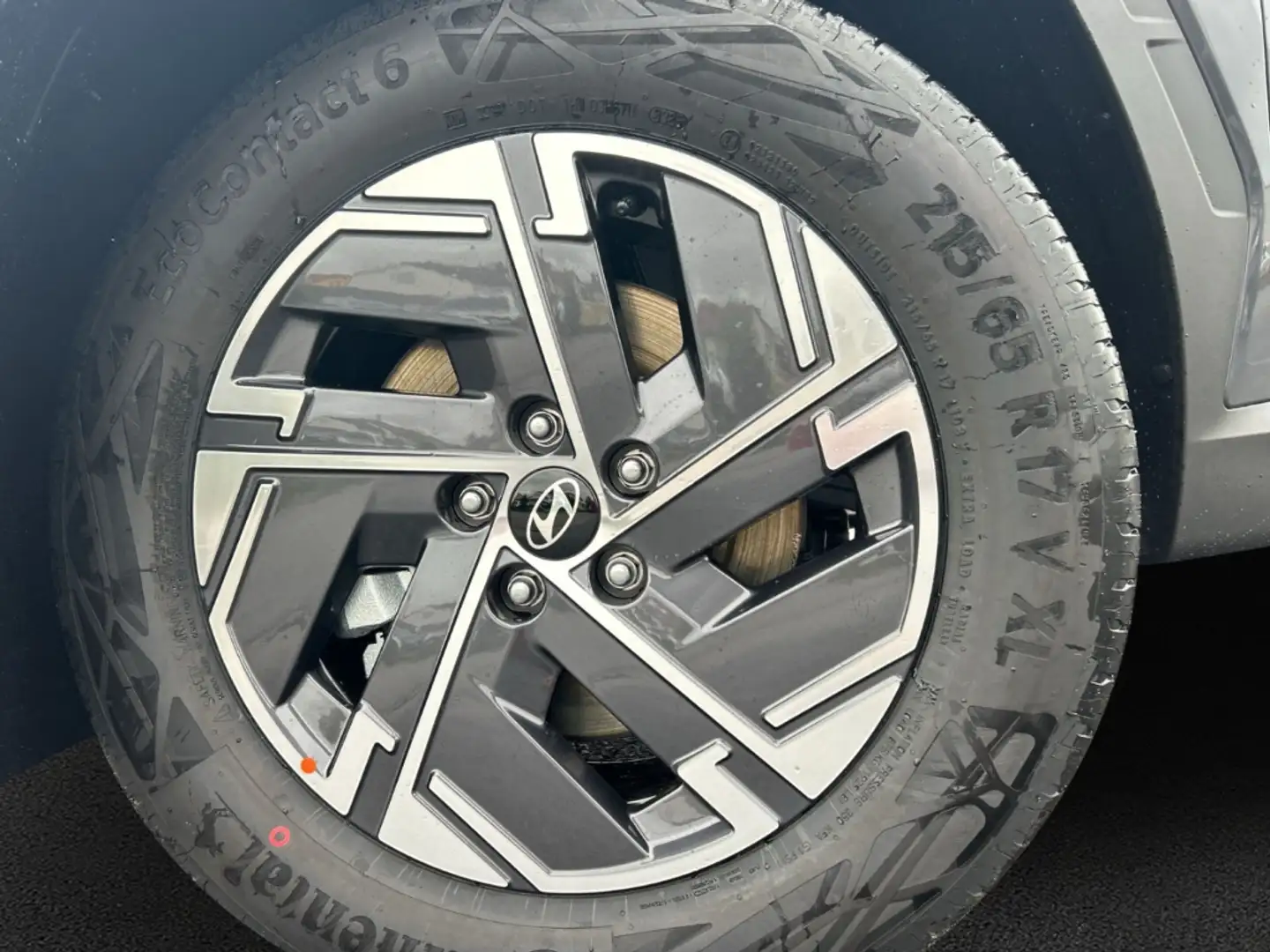 Hyundai TUCSON Select 1.6 -- AKTION KV bis 15.11.2025!! Grau - 2