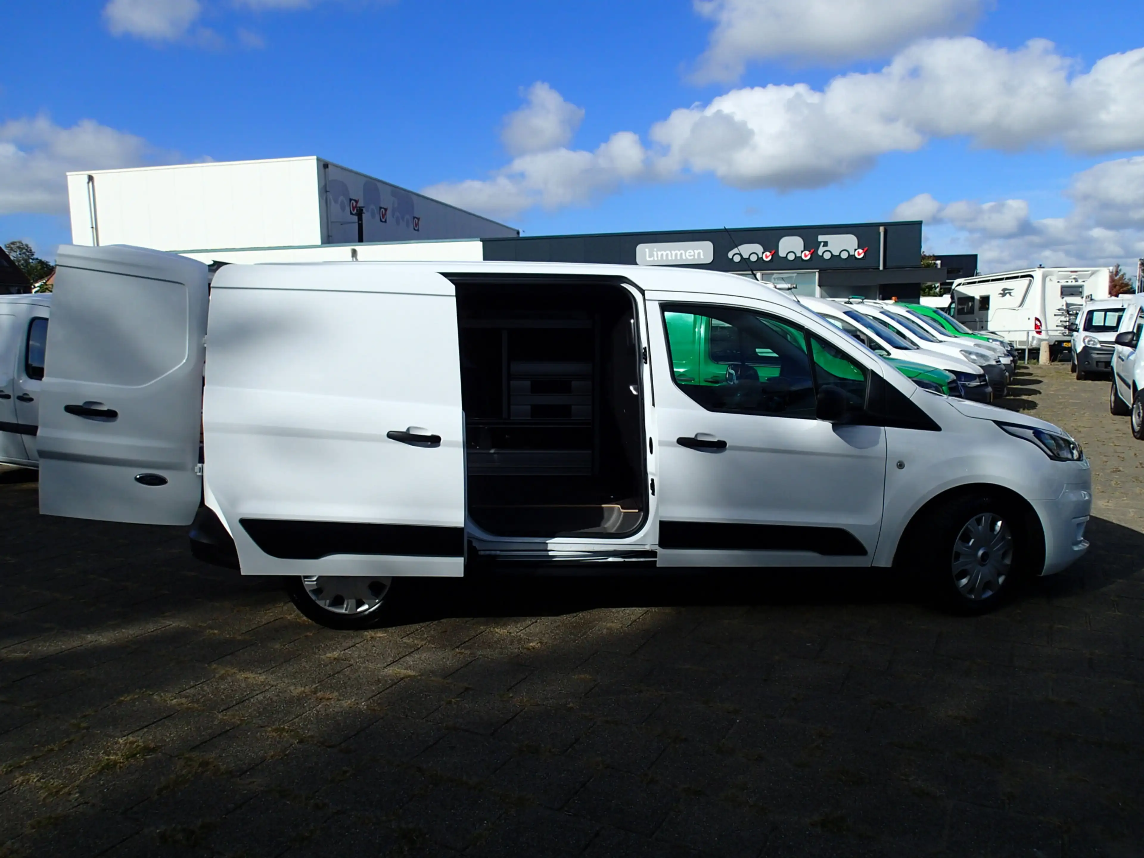 Ford Transit Connect 1.5 EcoBlue L2 Trend — photo 9