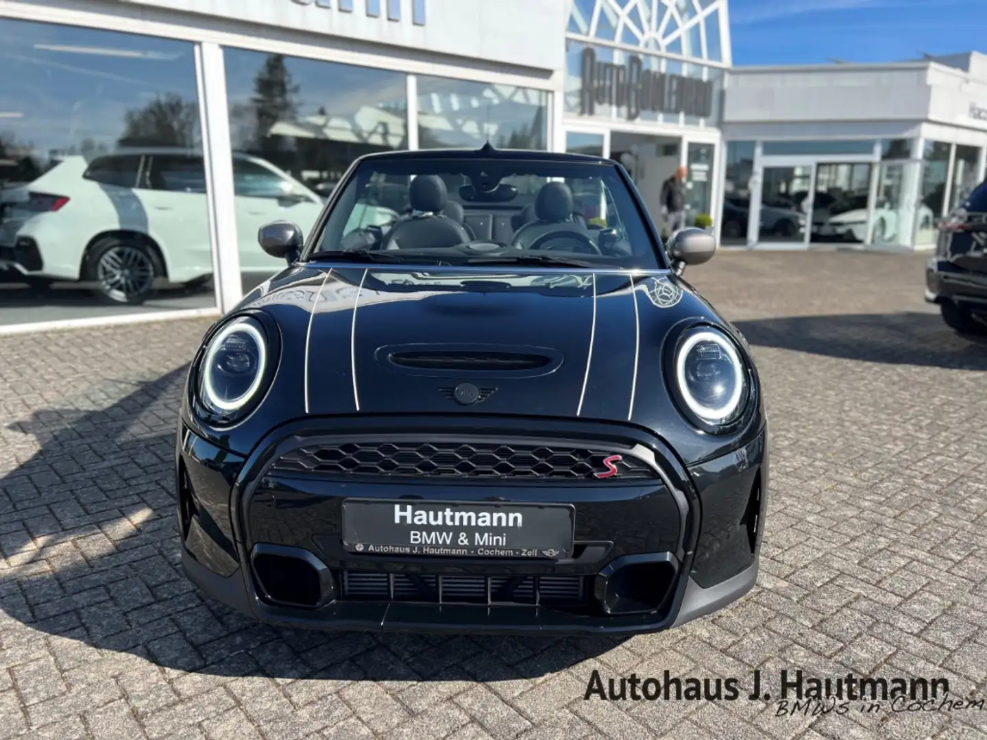MINI Cooper S Cabrio *NAVI*LEDER*LED*PREMIUM* Schwarz - 2