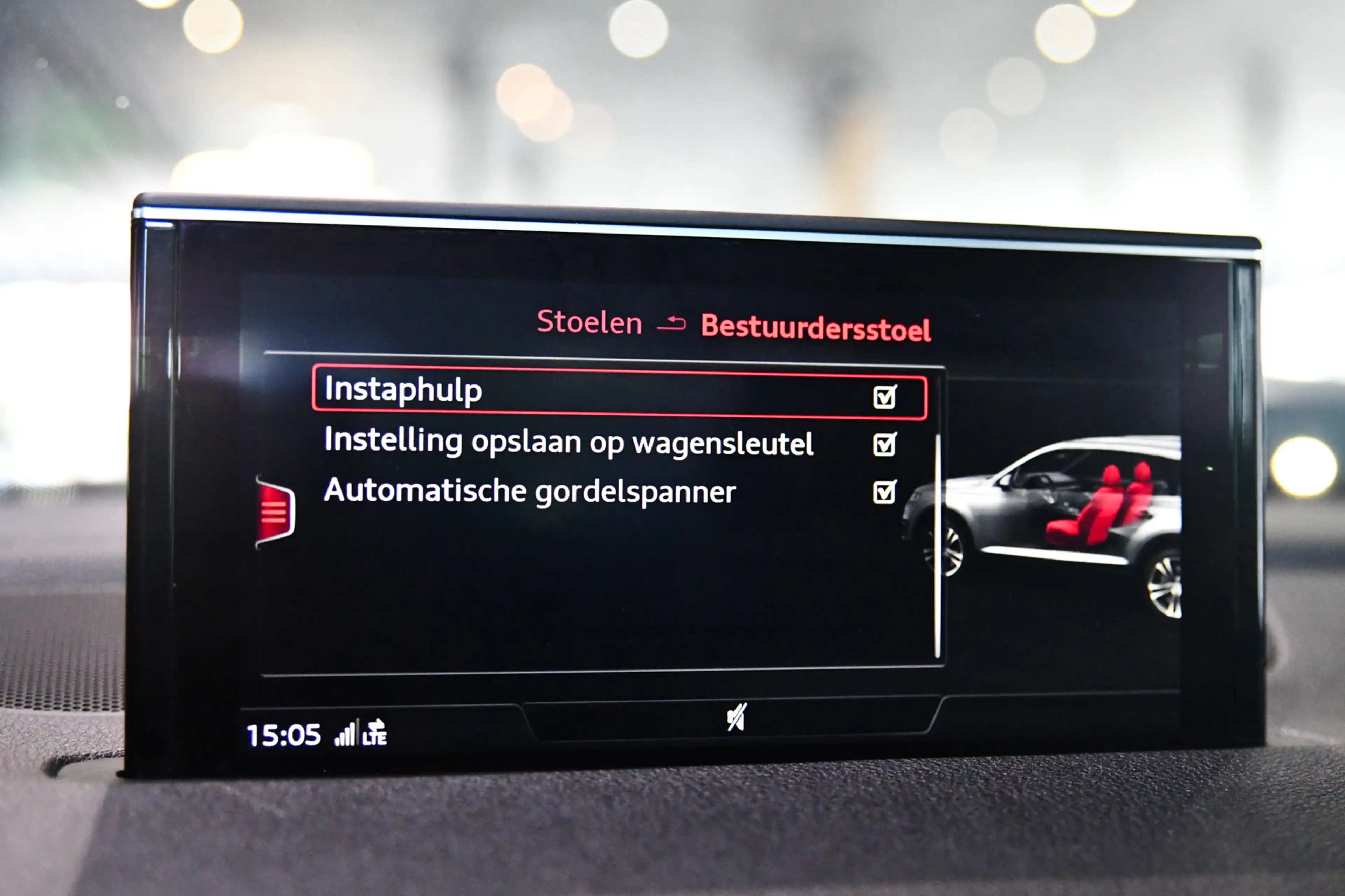 Audi Q7 e-tron 3.0 TDI quattro S-Line, Trekhaak, Luchtvering, Pan — photo 43