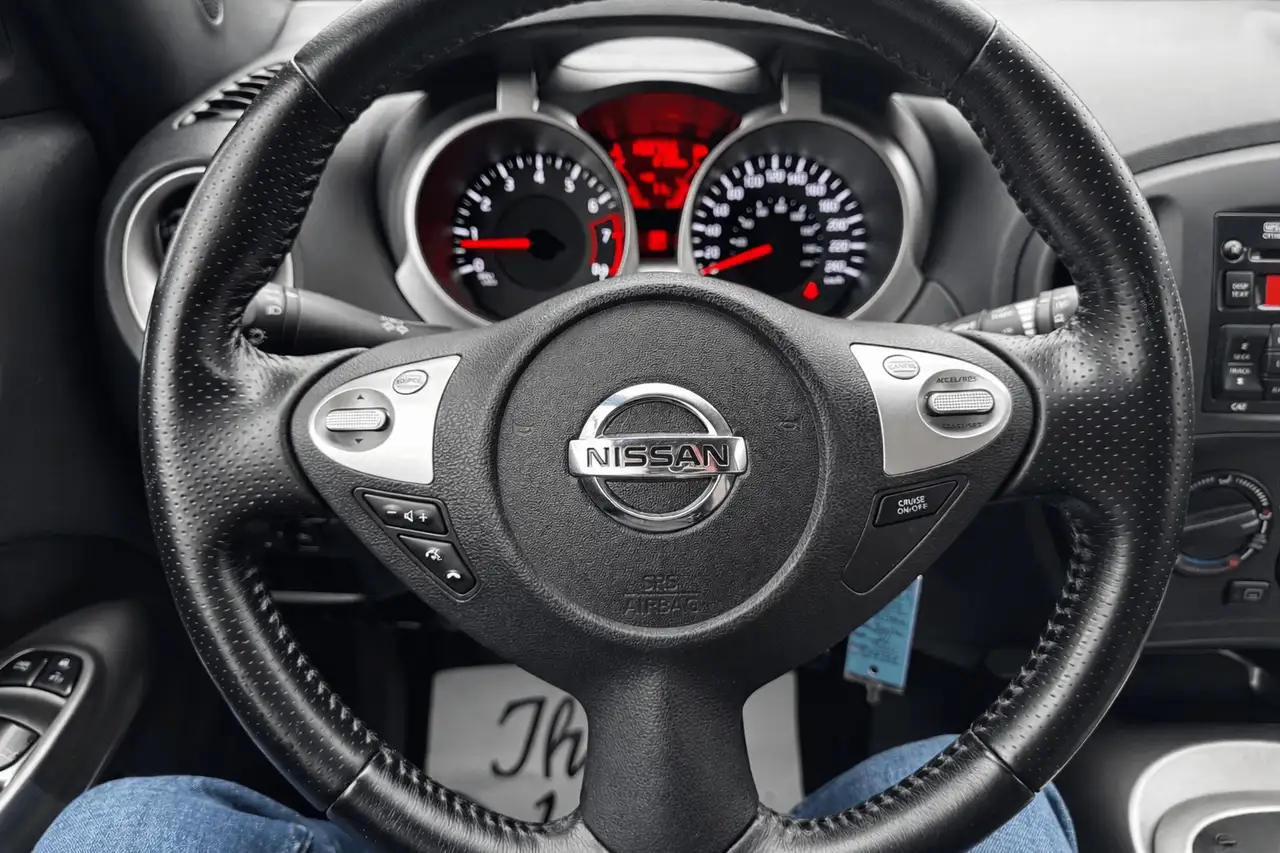 Nissan Juke photo Nissan Juke