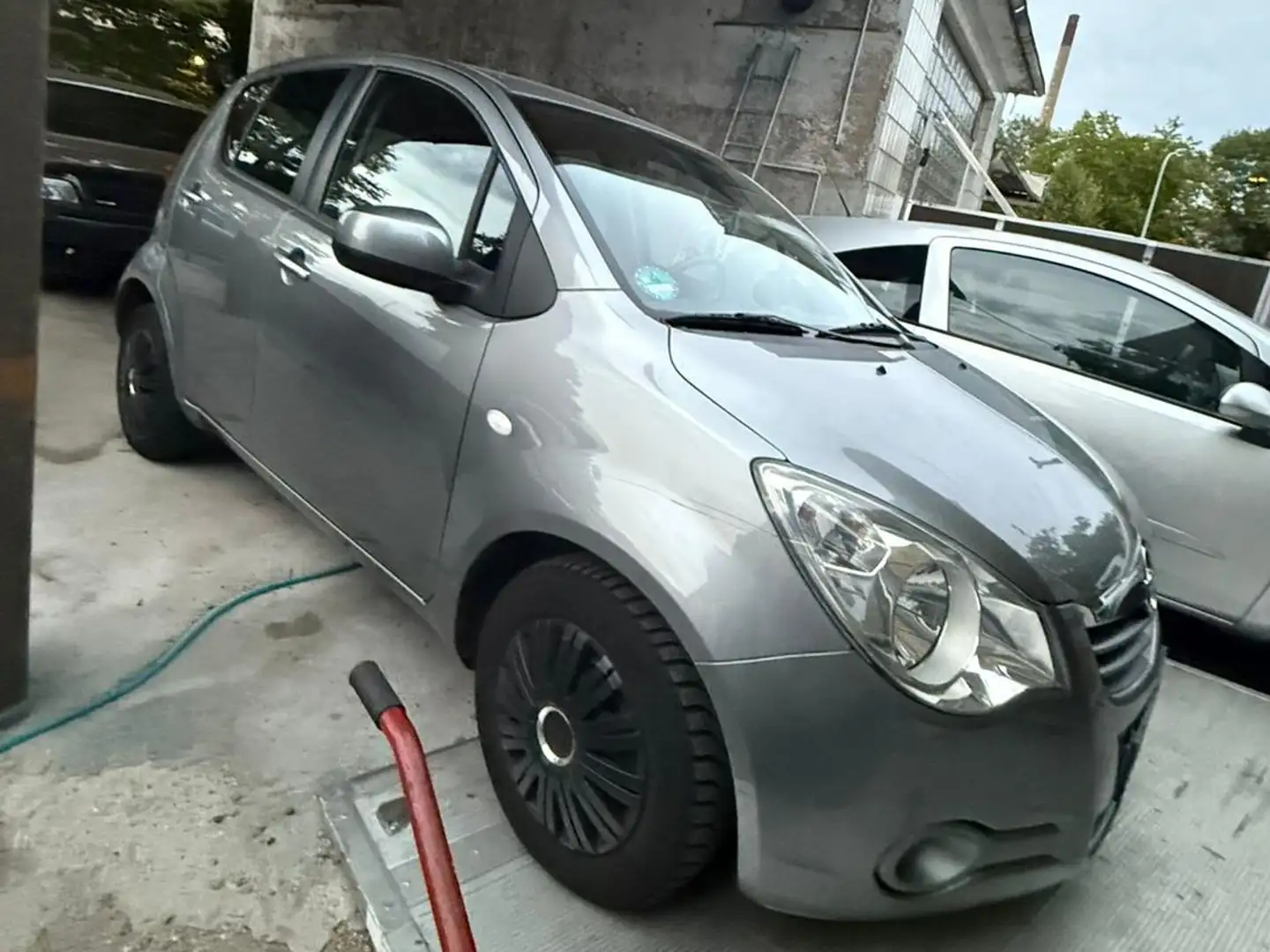 Opel Agila Agila 1.0 - 1
