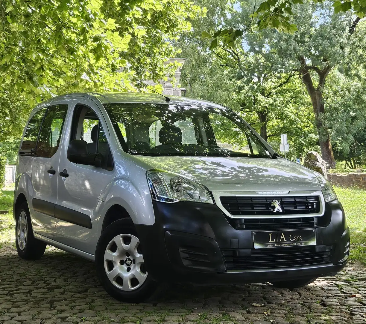 Peugeot Partner TEPEE| 92 000KM|GARANTIE 12MOIS|1ER MAIN - 1