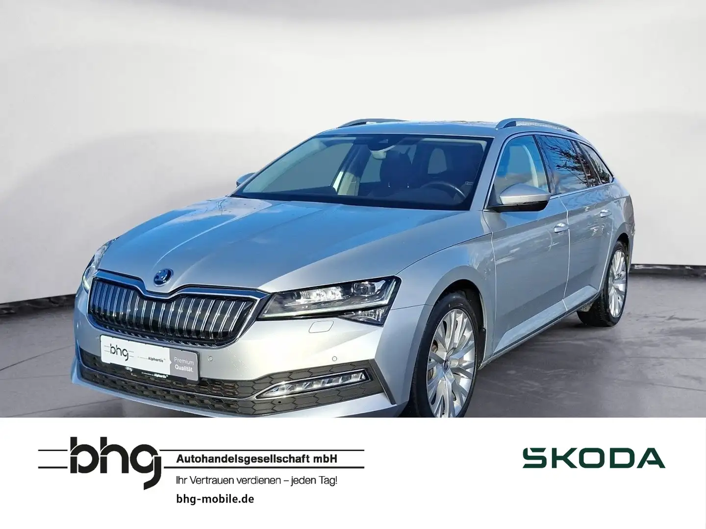 Skoda Superb Combi 1.4 TSI iV DSG AHK Business Amundse Silber - 1