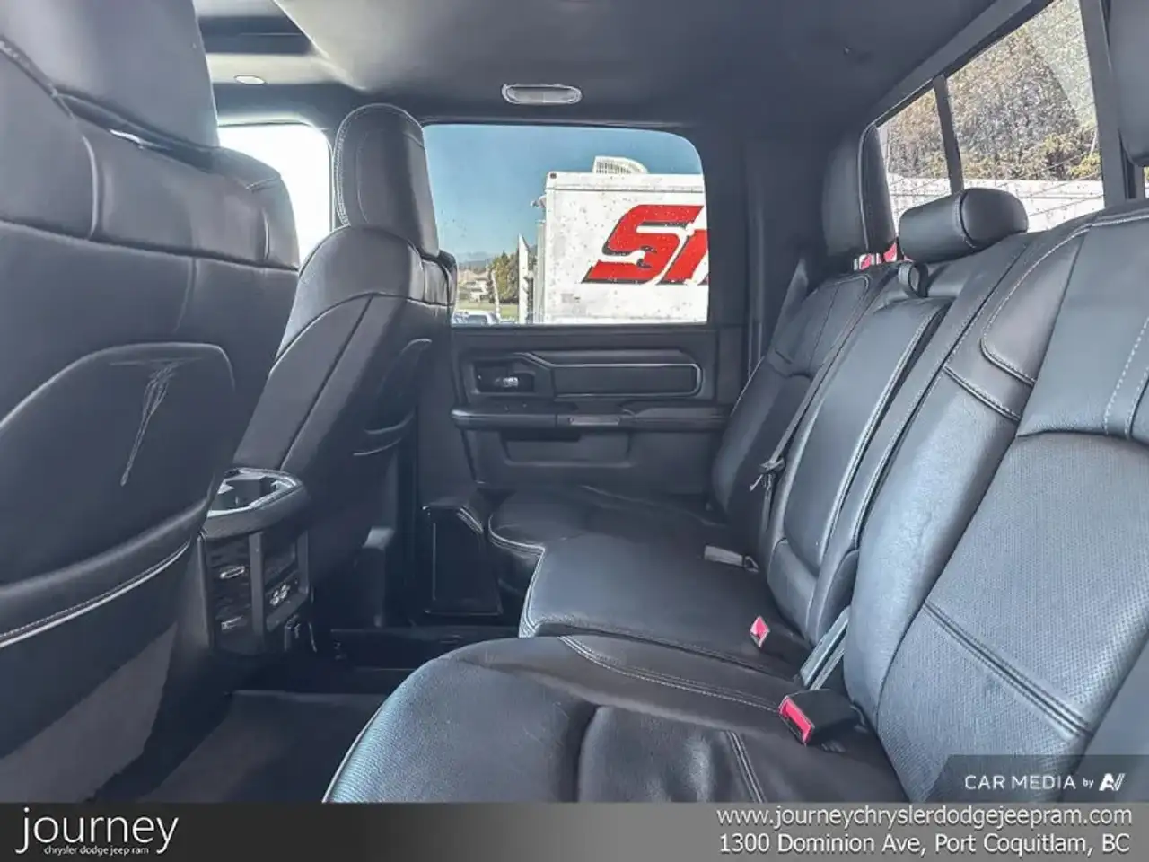RAM 3500 снимка RAM 3500