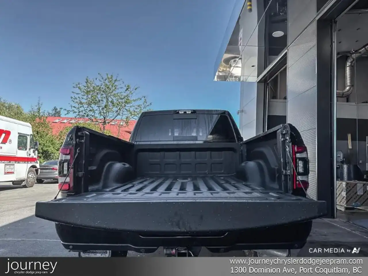 RAM 3500 снимка RAM 3500
