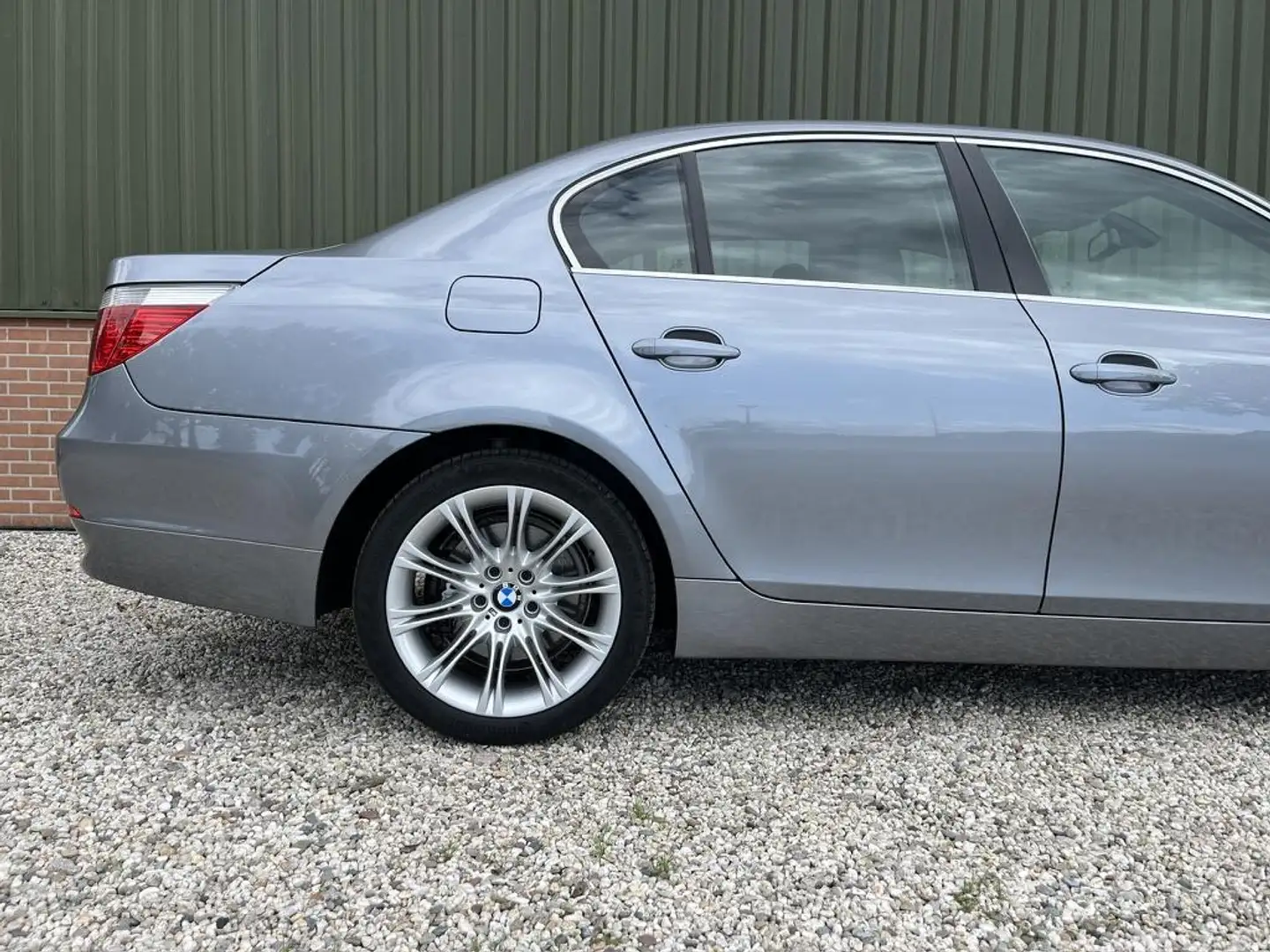 BMW 520 5-serie 520i High Executive - "Full Options"- A1 c Gris - 2