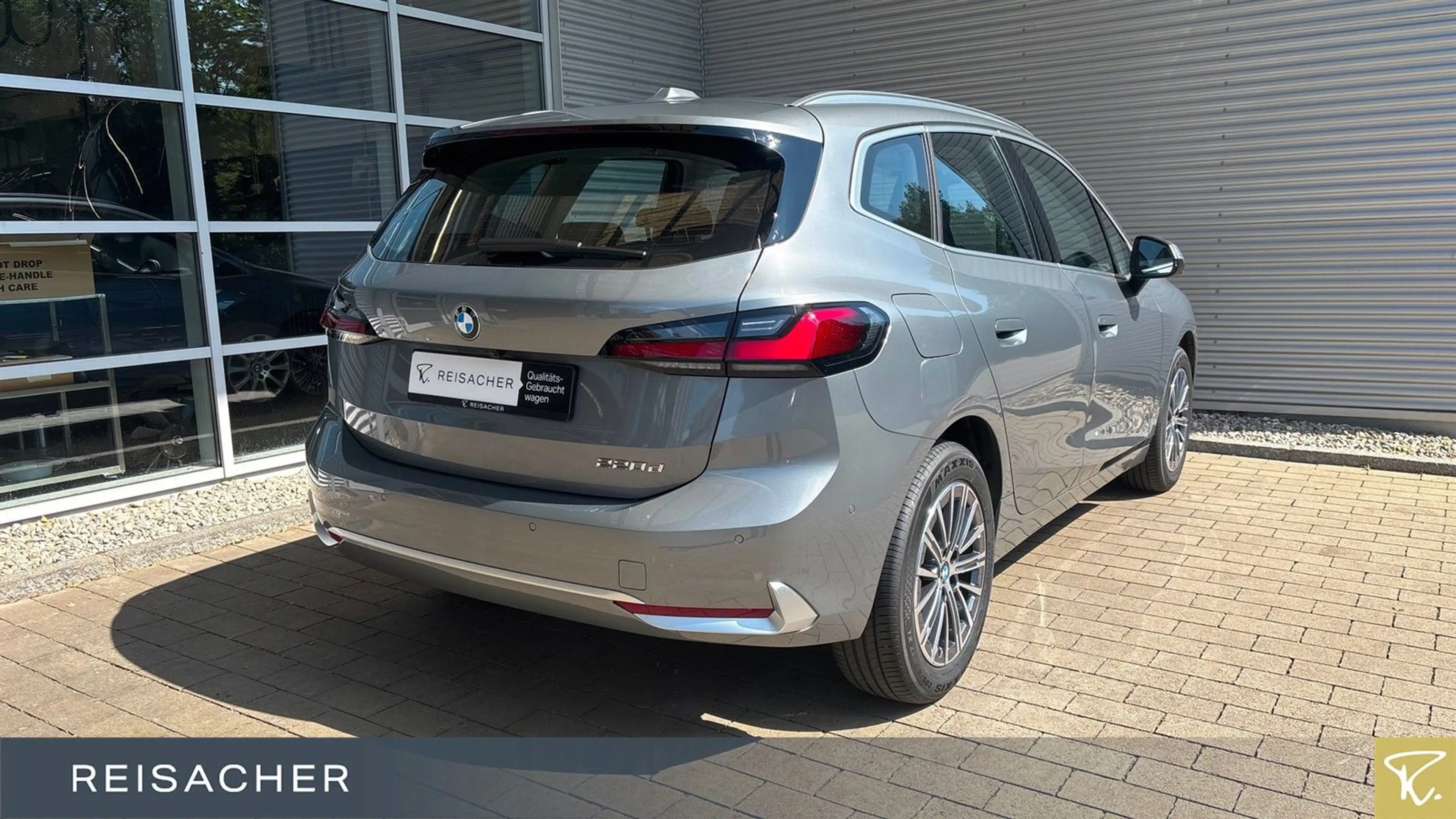 BMW 220 220dA Active Tourer Luxury-Line,AHK,ACC,HUD,H-K — photo 2