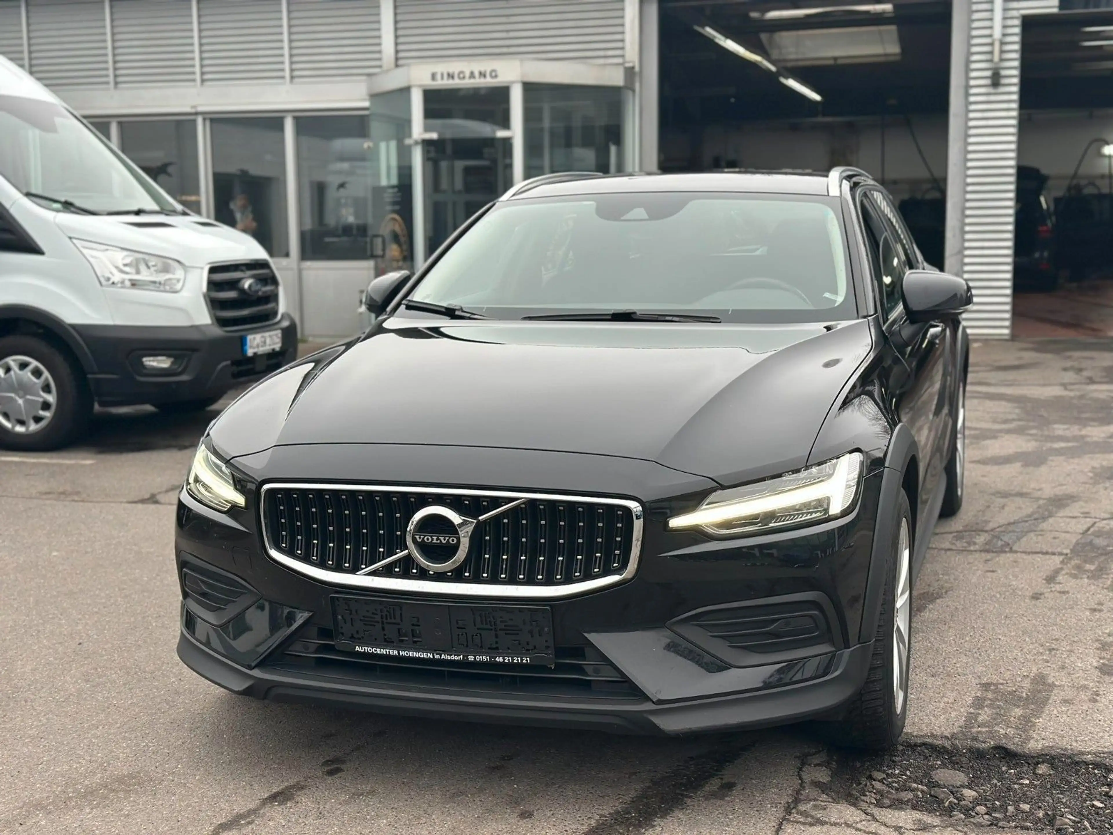 Volvo V60 Cross Country AWD Kamera*CarPlay*Navi*Autom. — photo 7