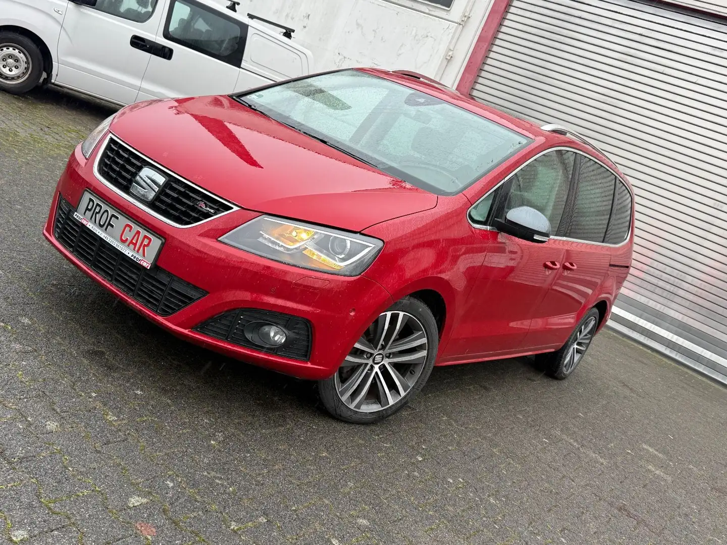 SEAT Alhambra FR-Line PANO-RFK-SHZ-AHK-NAVI-TOTW-NAVI Rot - 1