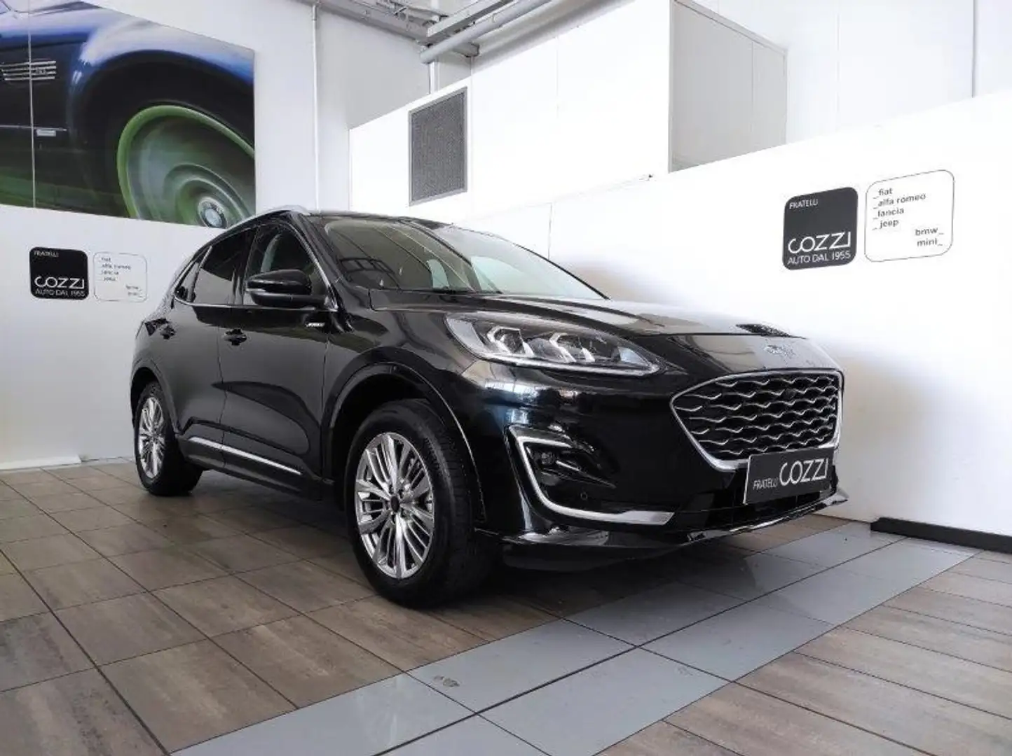 Ford Kuga 3ª serie - Kuga 2.5 Full Hybrid 190 CV CVT AWD Vig Zwart - 1