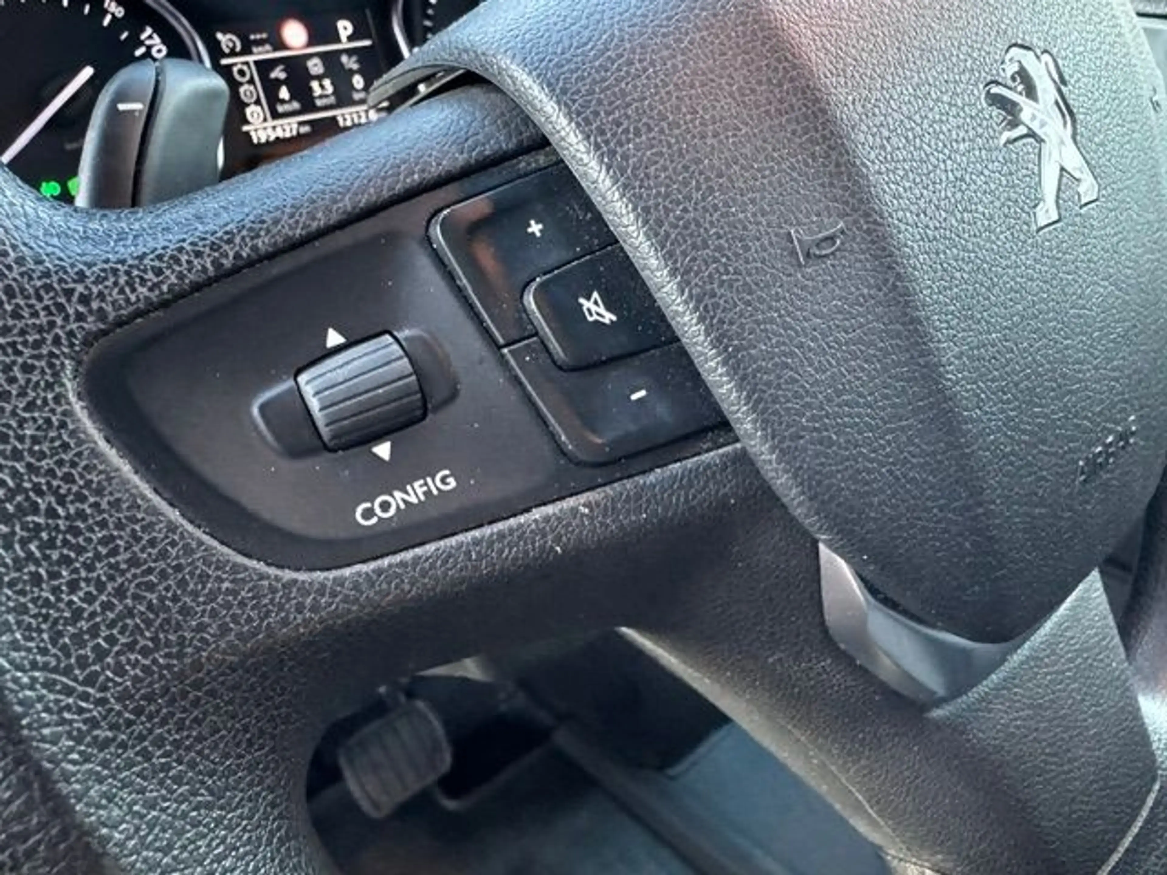 Peugeot Expert 2.0 BlueHDI 180pk L2 Premium Pack Automaat Euro6 A — photo 9