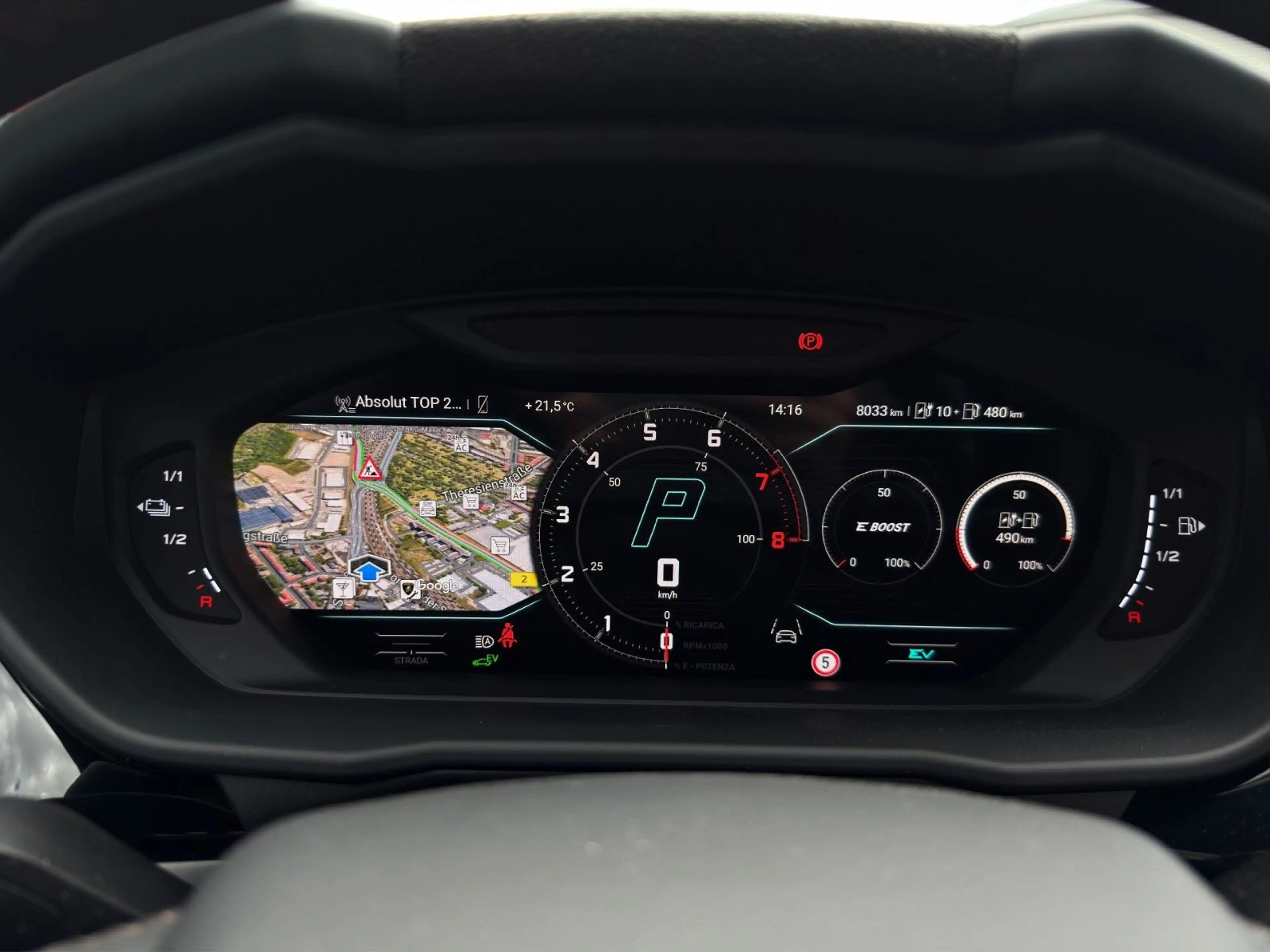 Lamborghini Urus 4.0 V8 PHEV SE — photo 15