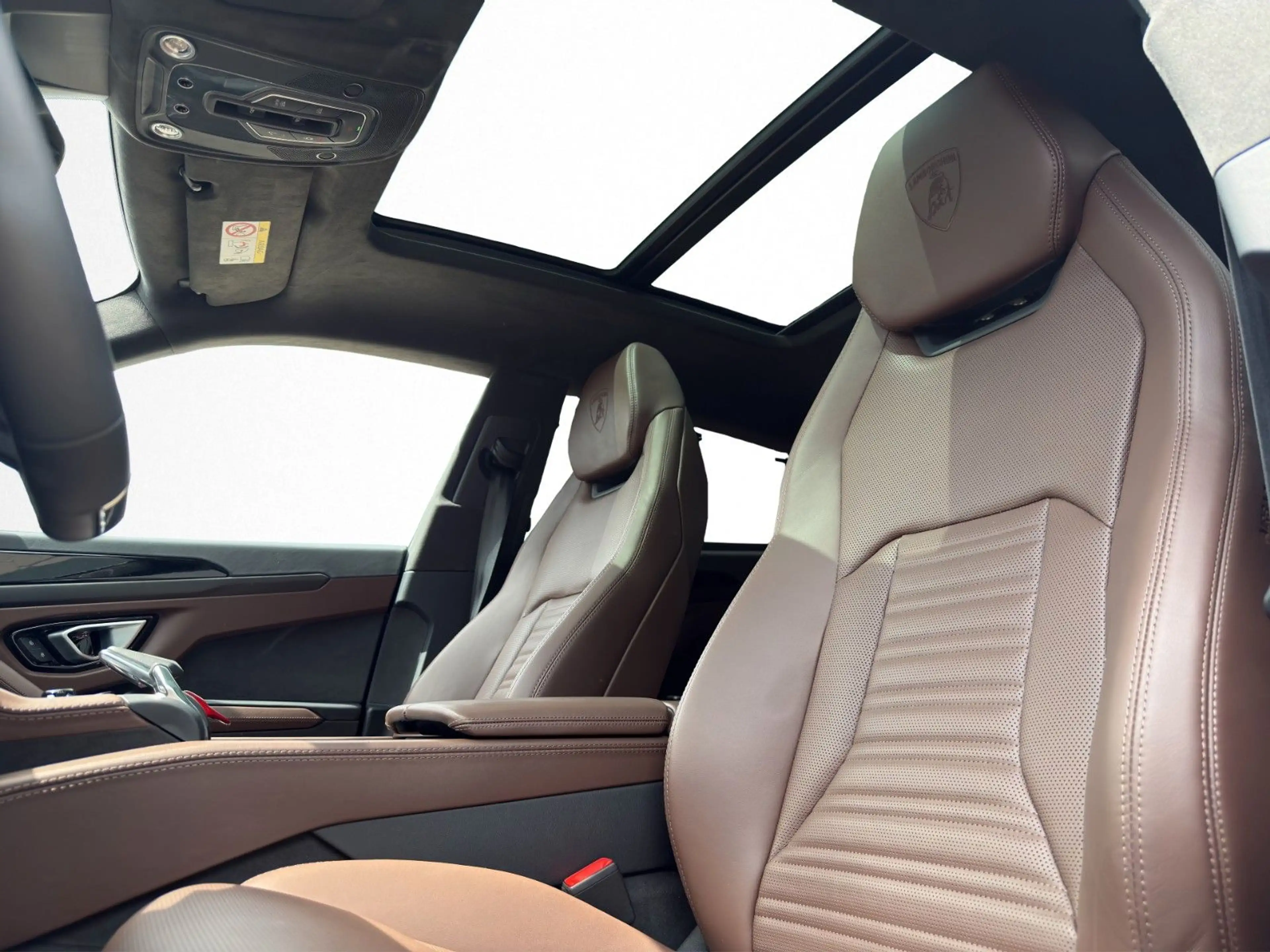 Lamborghini Urus 4.0 V8 PHEV SE — photo 12