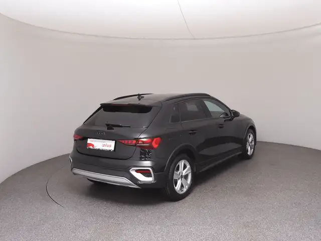 Audi A3 view 4