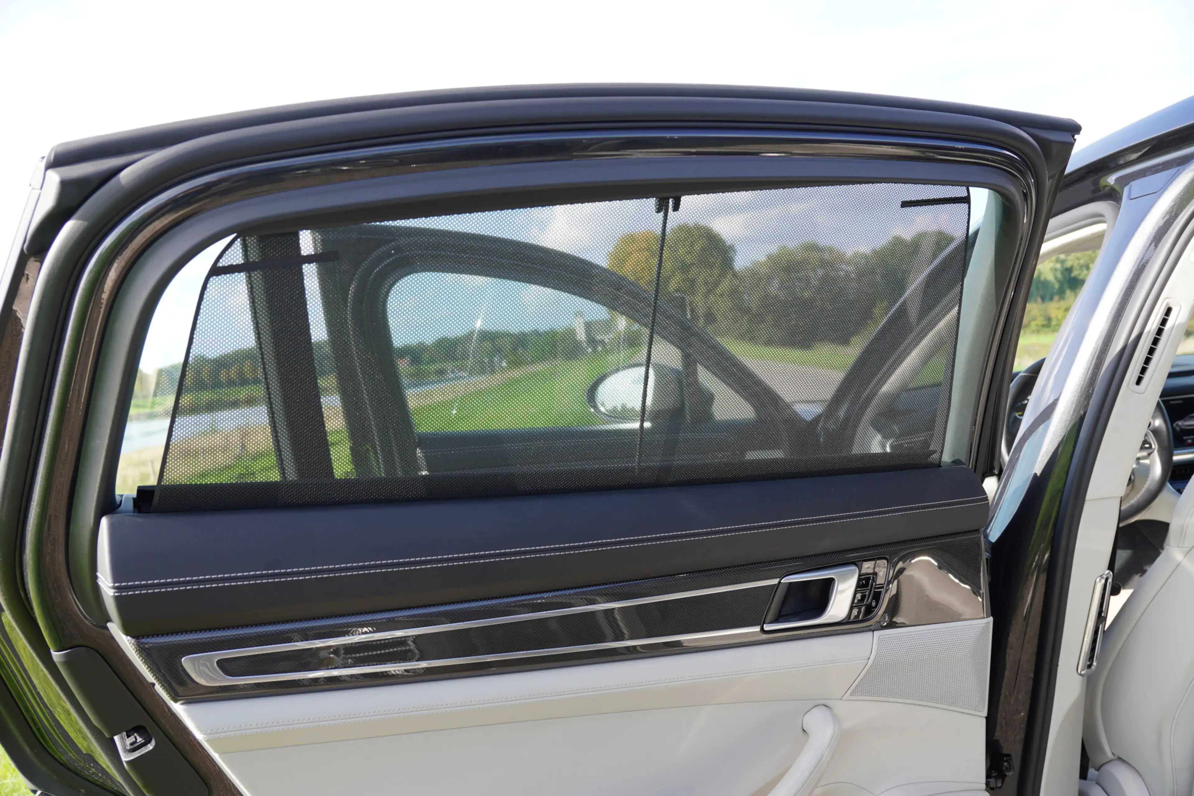 Porsche Panamera 4.0 Turbo S E-Hybrid Executive / Pano / Keramisch — photo 8