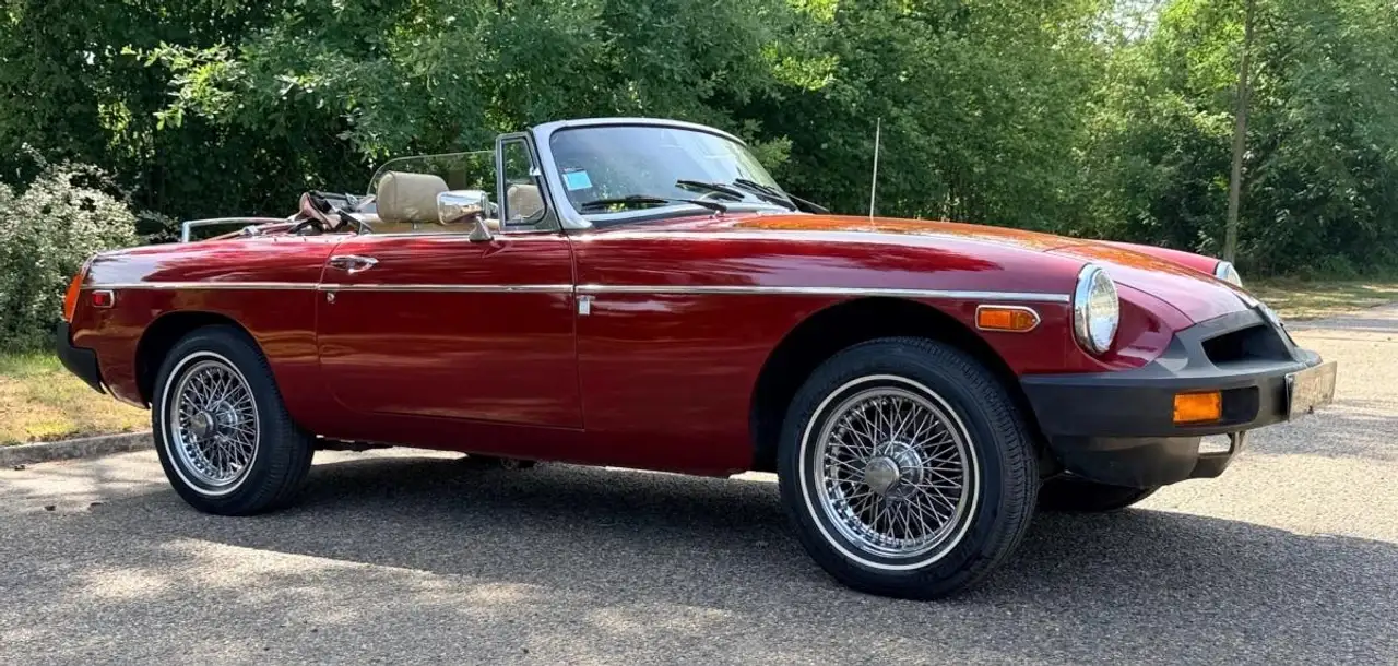 MG Cabriolet - BV4 - Carmine Red, foto 5