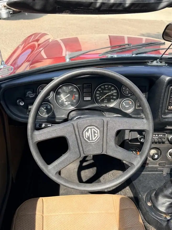 MG Cabriolet - BV4 - Carmine Red, foto 12