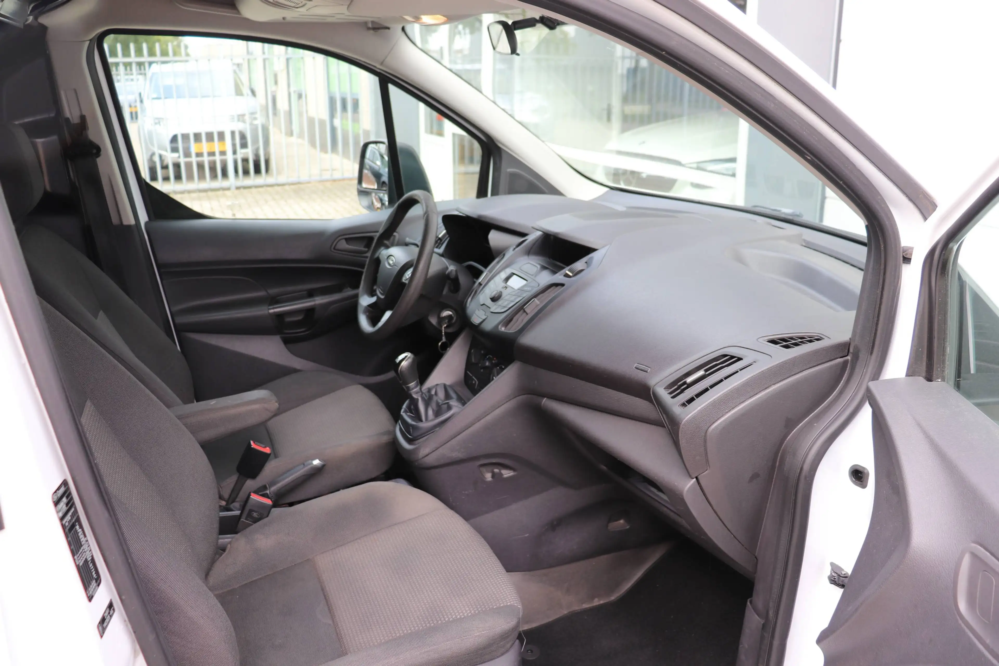 Ford Transit Connect Ford Transit Connect 1.6 TDCI L2 Ambiente — photo 3