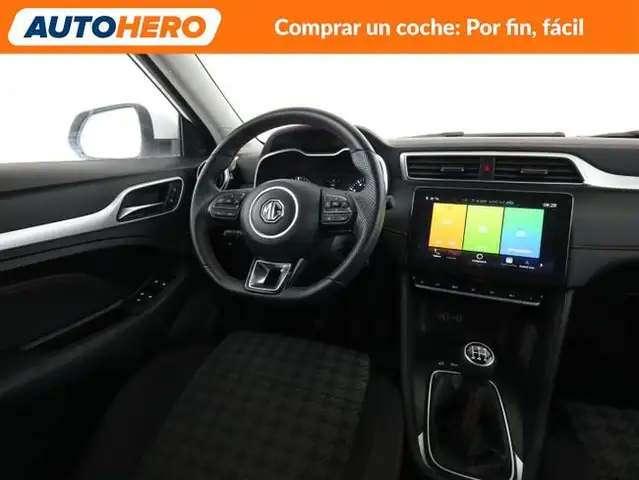 MG ZS view 14