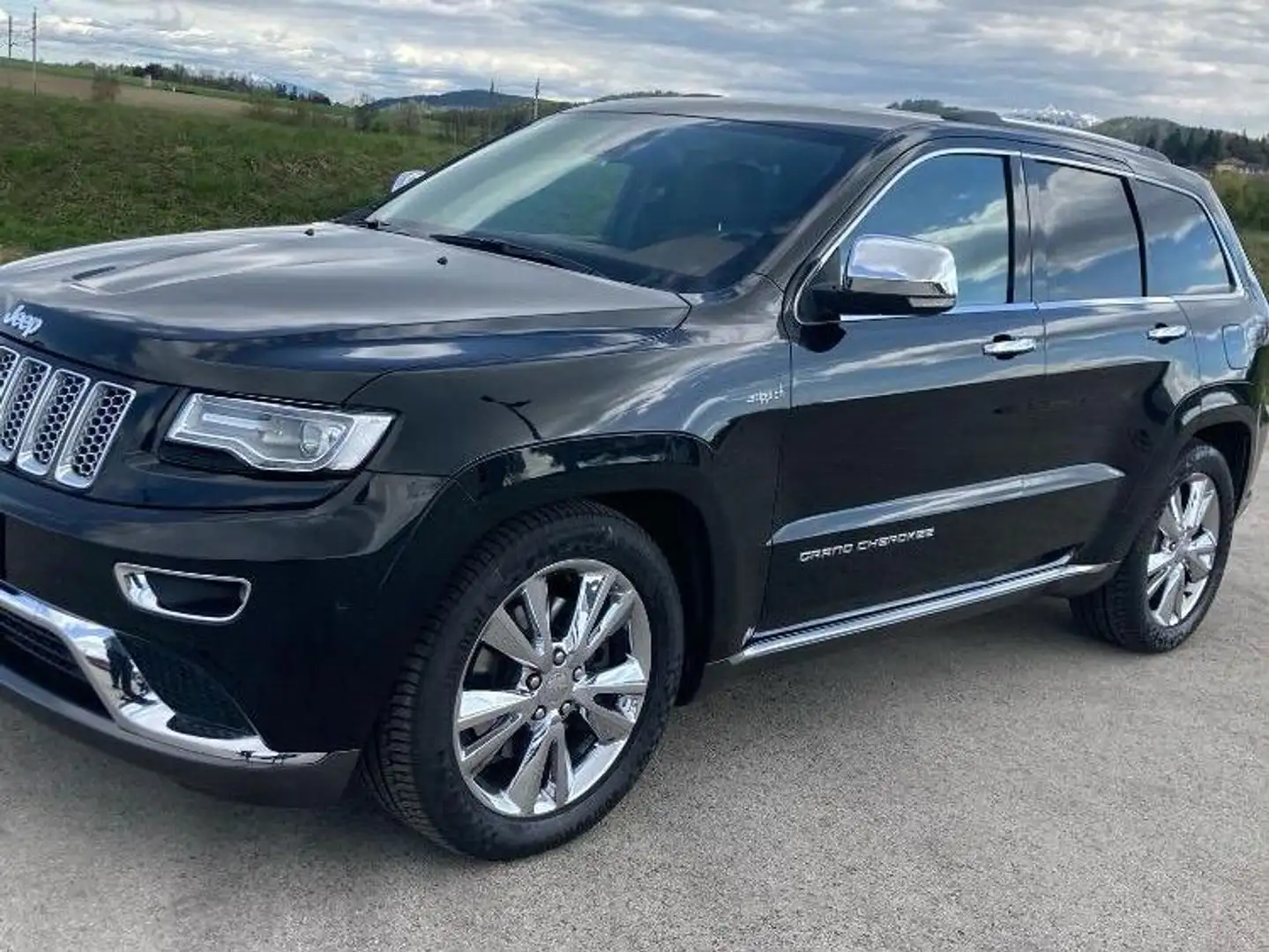 Jeep Grand Cherokee Grand Cherokee 3,0 V6 CRD Summit Summit Schwarz - 1