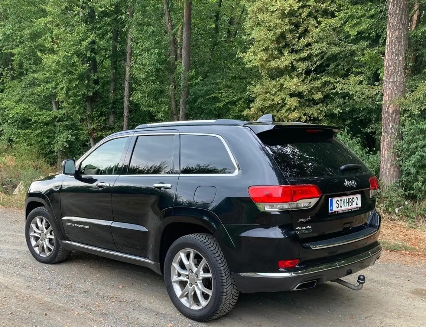 Jeep Grand Cherokee Grand Cherokee 3,0 V6 CRD Summit Summit Schwarz - 2