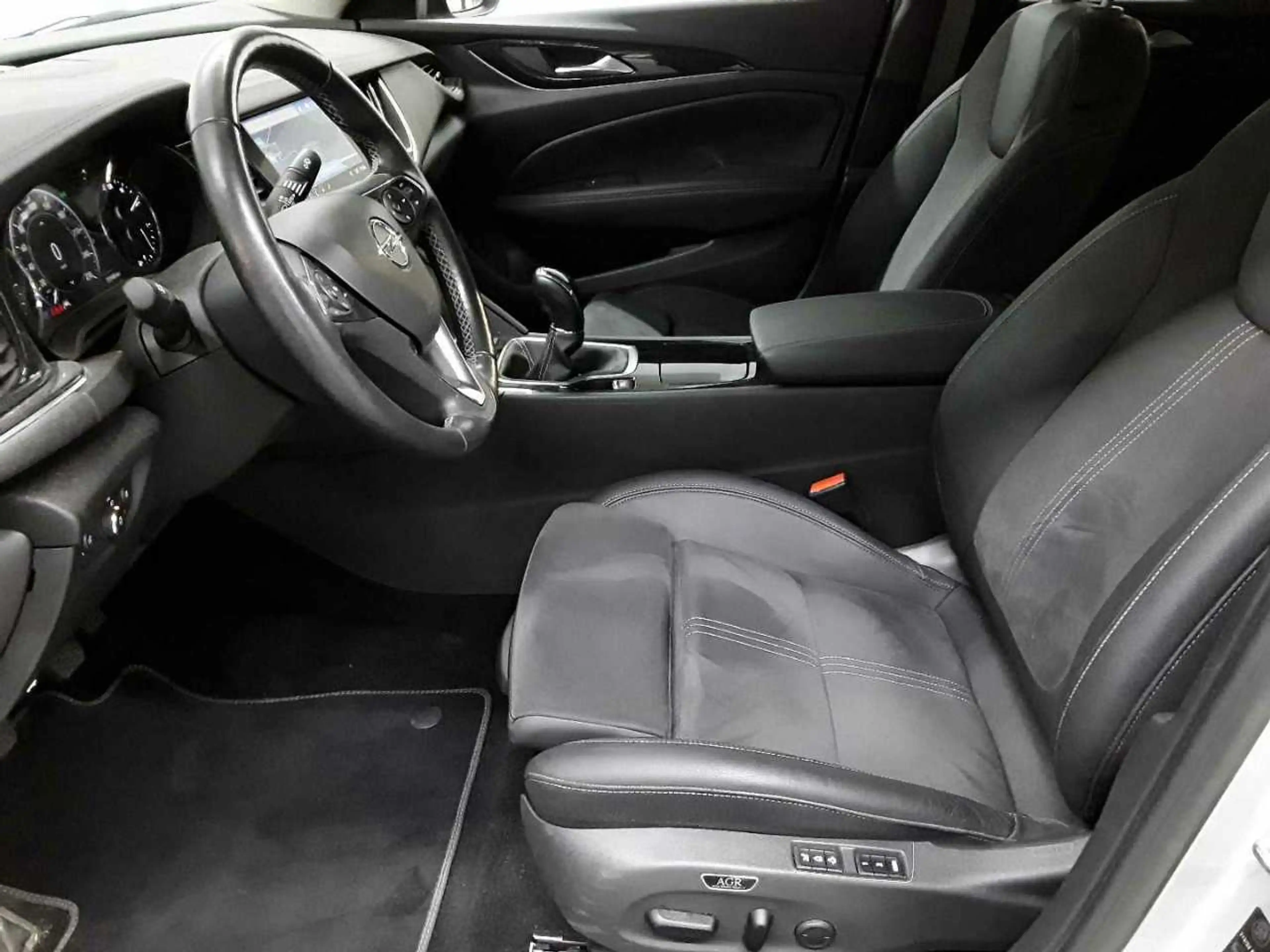 Opel Insignia Insignia Grand Sport 1.5D Elegance Navi — photo 7