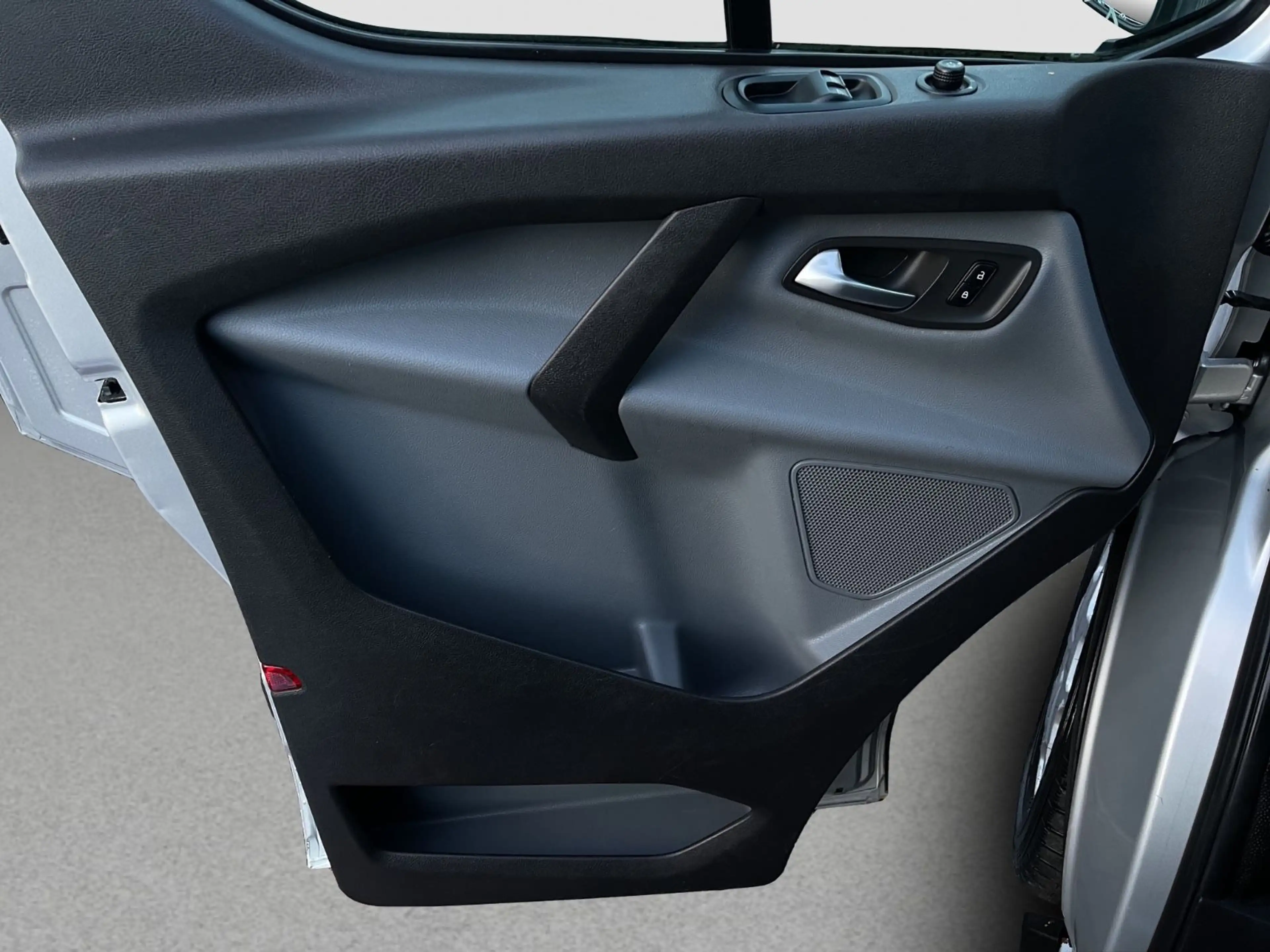 Ford Transit Custom Transit/Tourneo Custom 300 L2 Trend Klima/1.Hand — photo 12