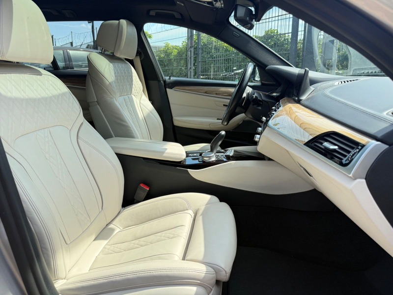 BMW 540 5 Touring 540 d xDrive M Sport*PANO*AHK*HARMAN* — photo 10