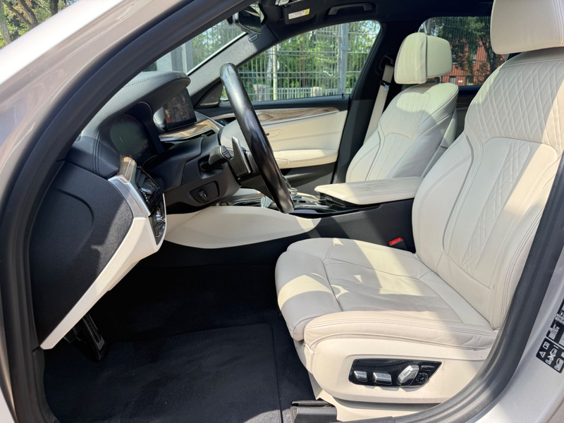 BMW 540 5 Touring 540 d xDrive M Sport*PANO*AHK*HARMAN* — photo 9