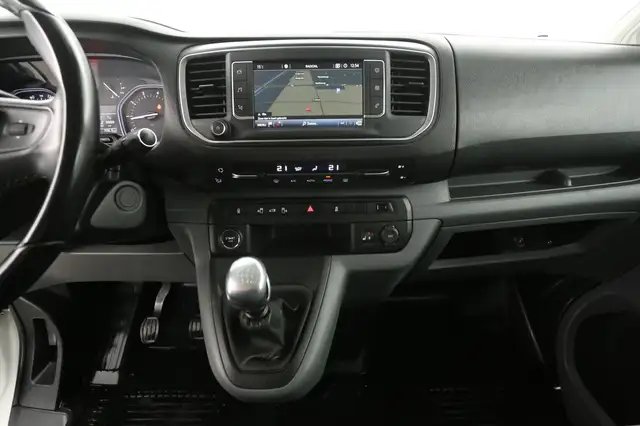 Toyota Proace view 11