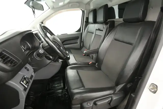 Toyota Proace view 9