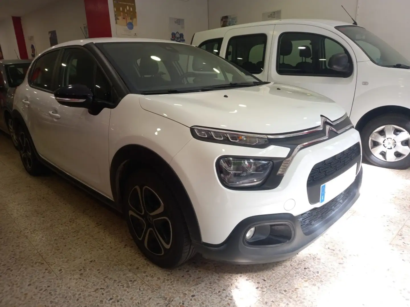Citroen C3 1.5BlueHDi S&S Plus 100 Blanco - 1