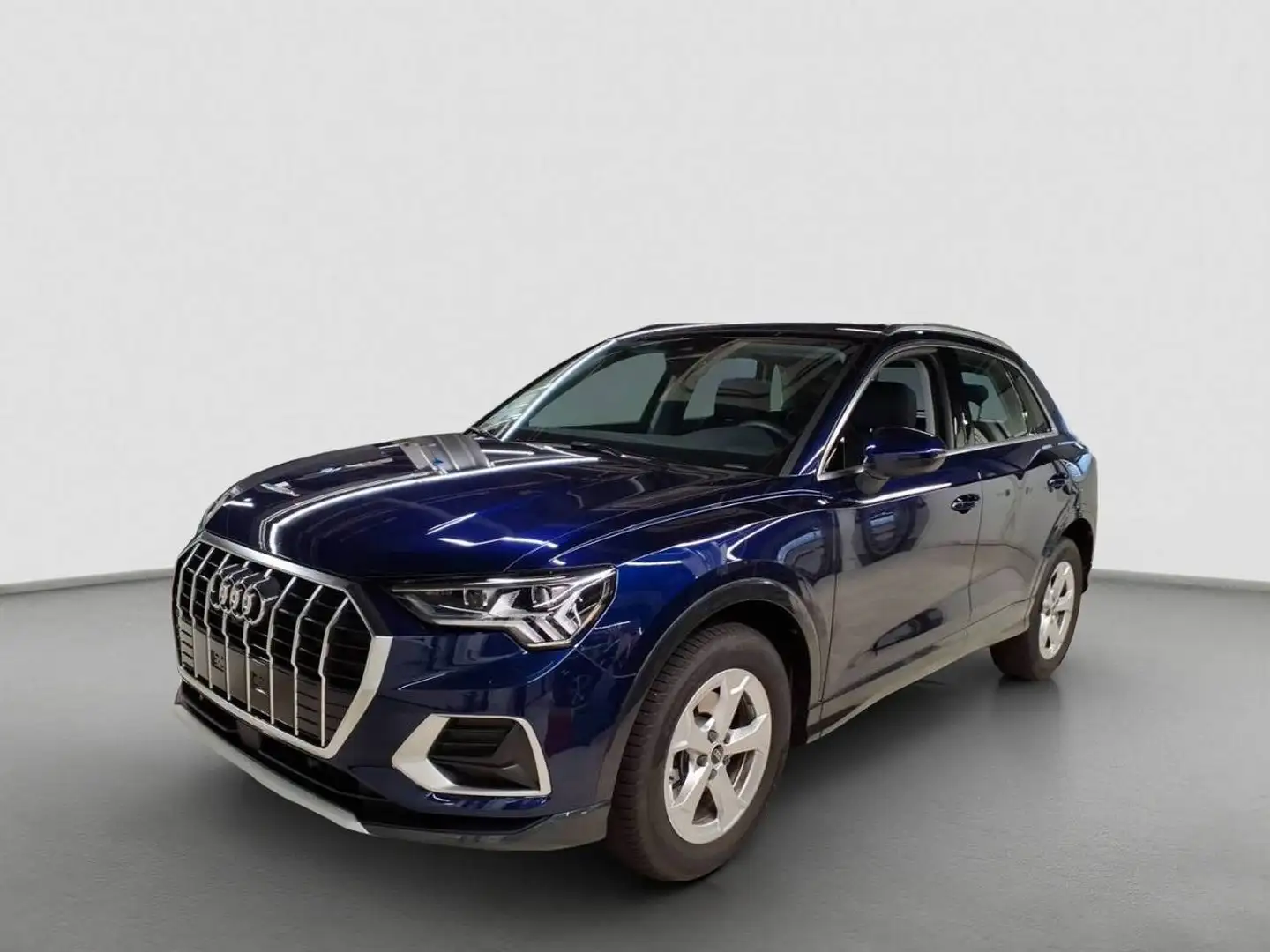 Audi Q3 advanced  35 TFSI S tr Matrix ACC AHK 19` Albastru - 2