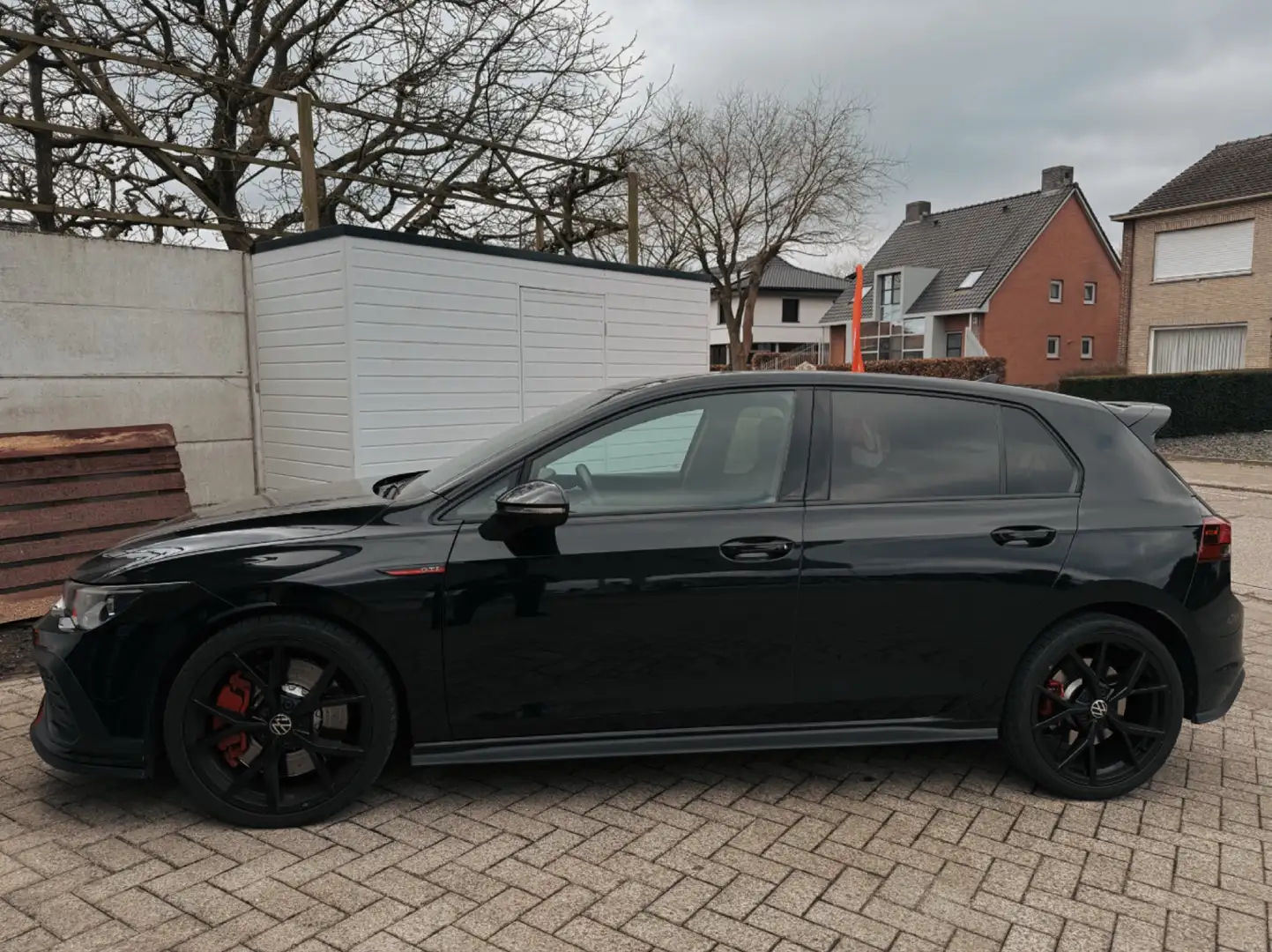 Volkswagen Golf GTI Golf 2.0 GTI Clubsport *PANO* *Black Serie* Zwart - 1