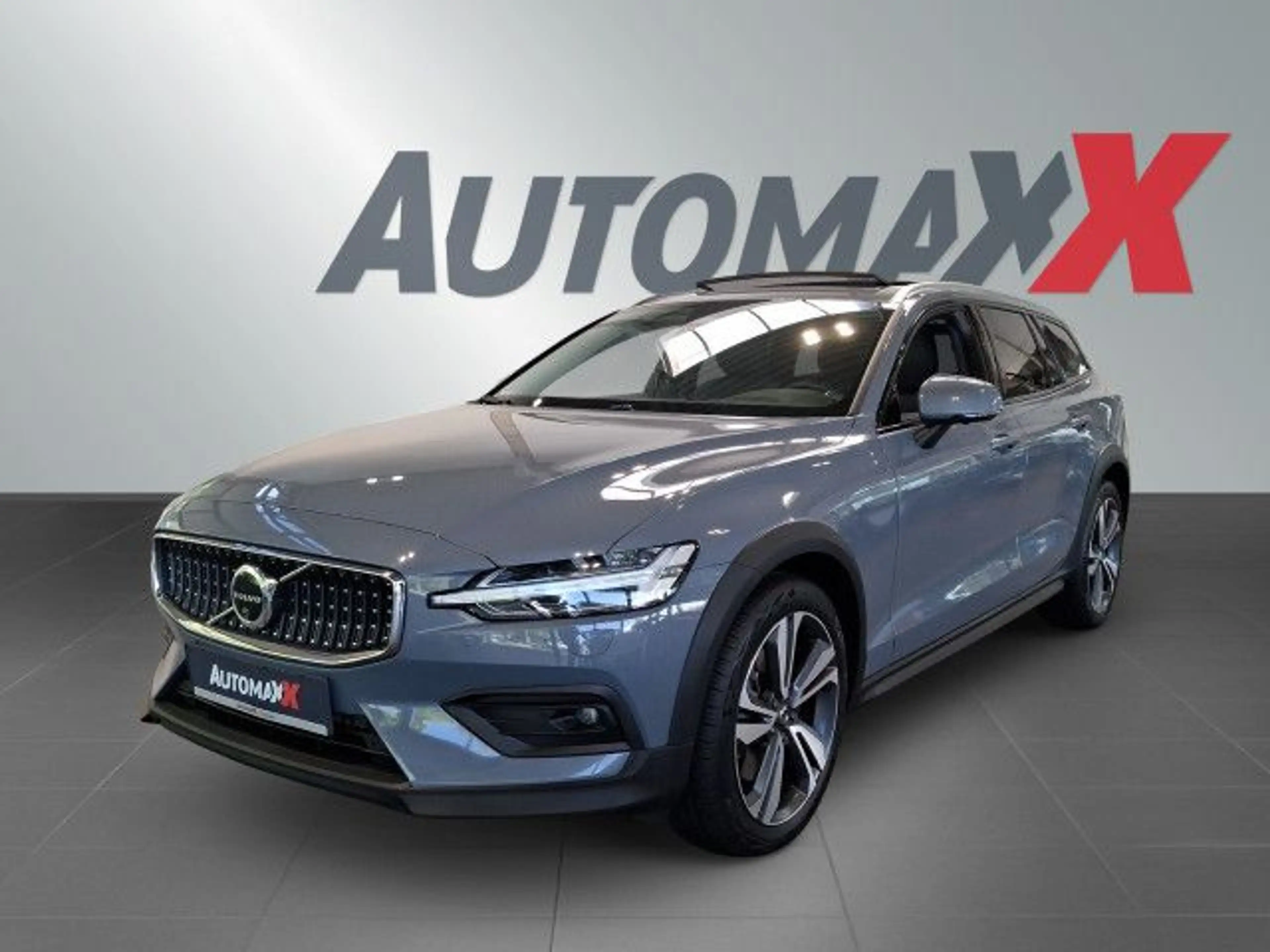 Volvo V60 Cross Country B5 B AWD Plus Bluetooth Navi LED