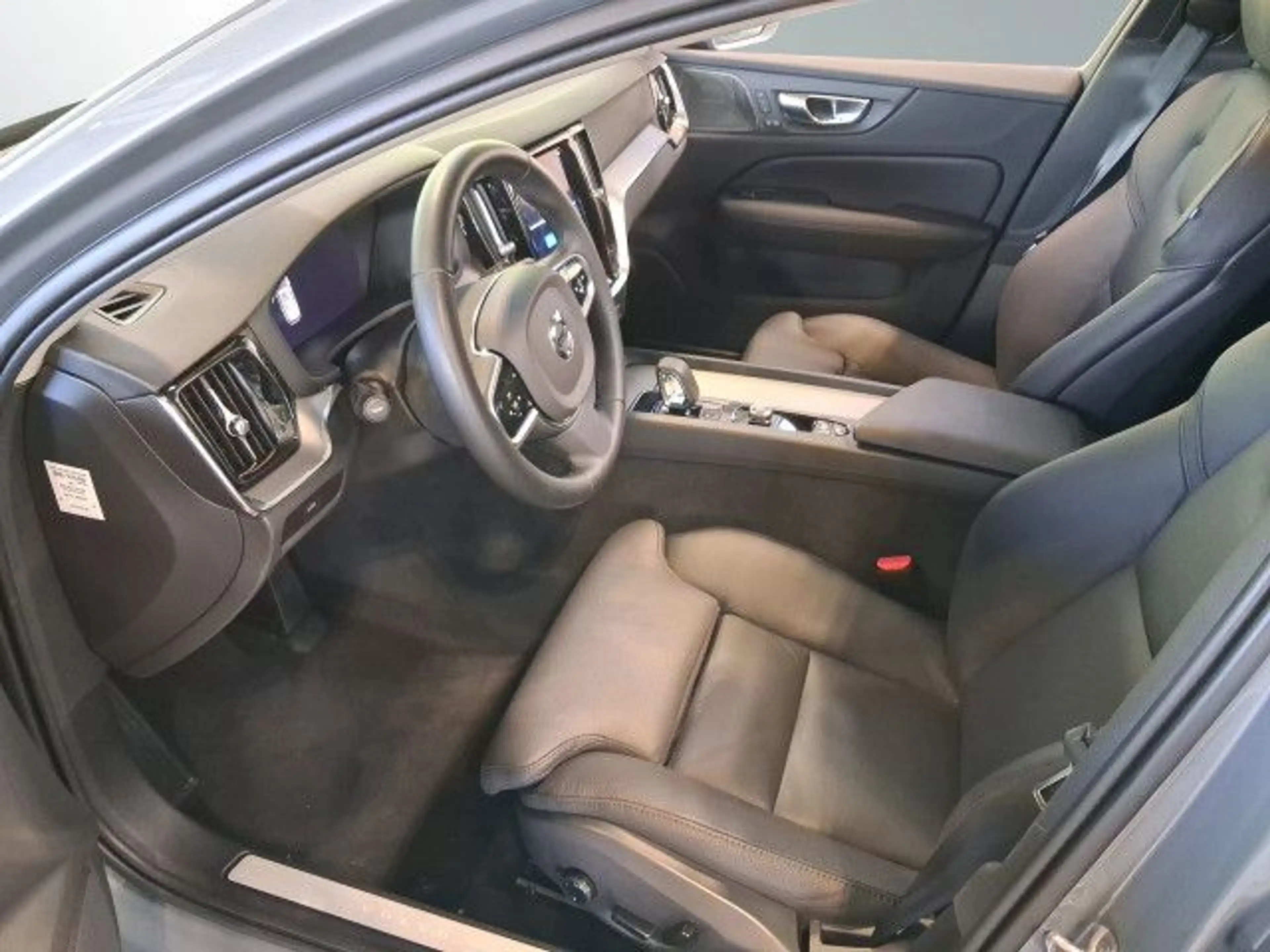 Volvo V60 Cross Country B5 B AWD Plus Bluetooth Navi LED — photo 12