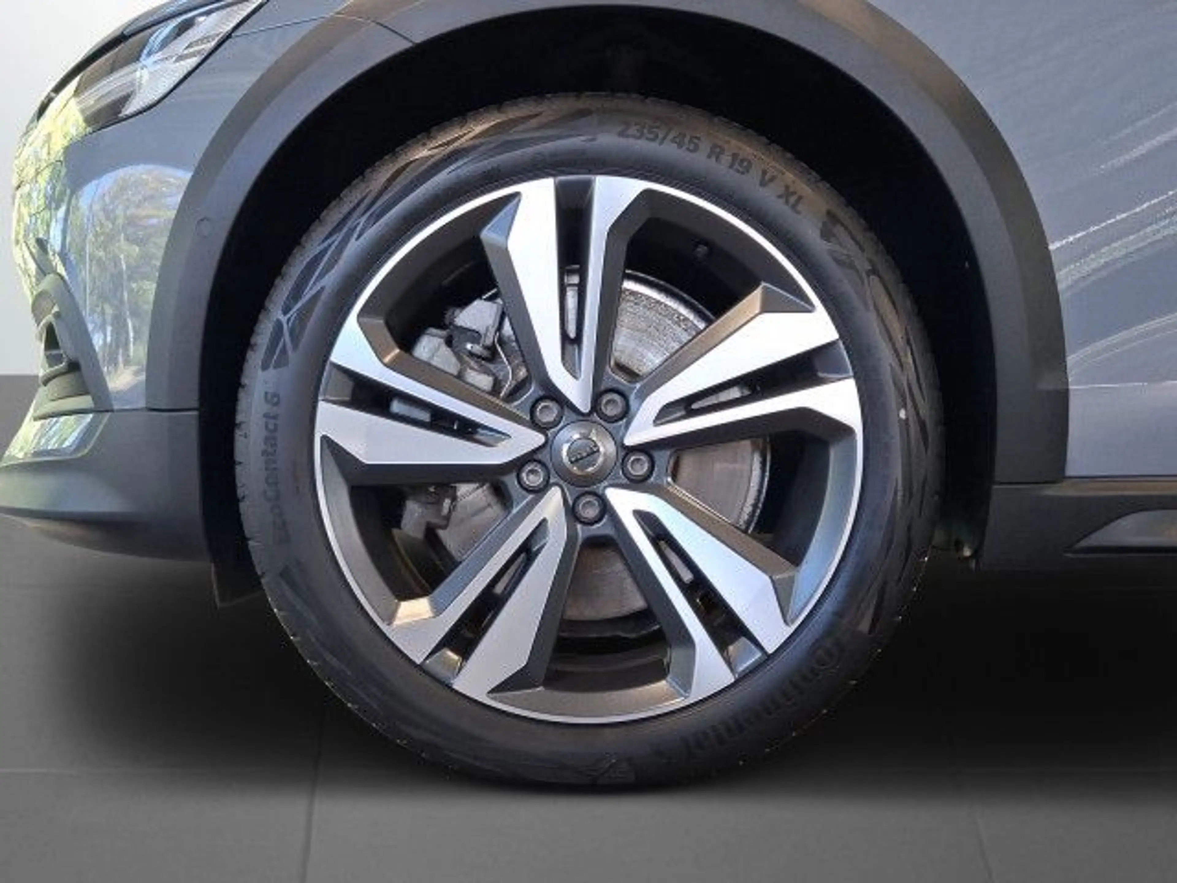 Volvo V60 Cross Country B5 B AWD Plus Bluetooth Navi LED — photo 9