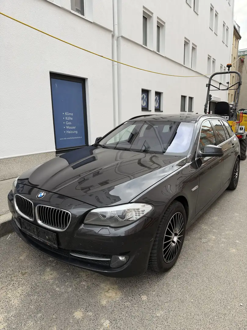 BMW 520 520d Touring Österreich-Paket Aut. - 2