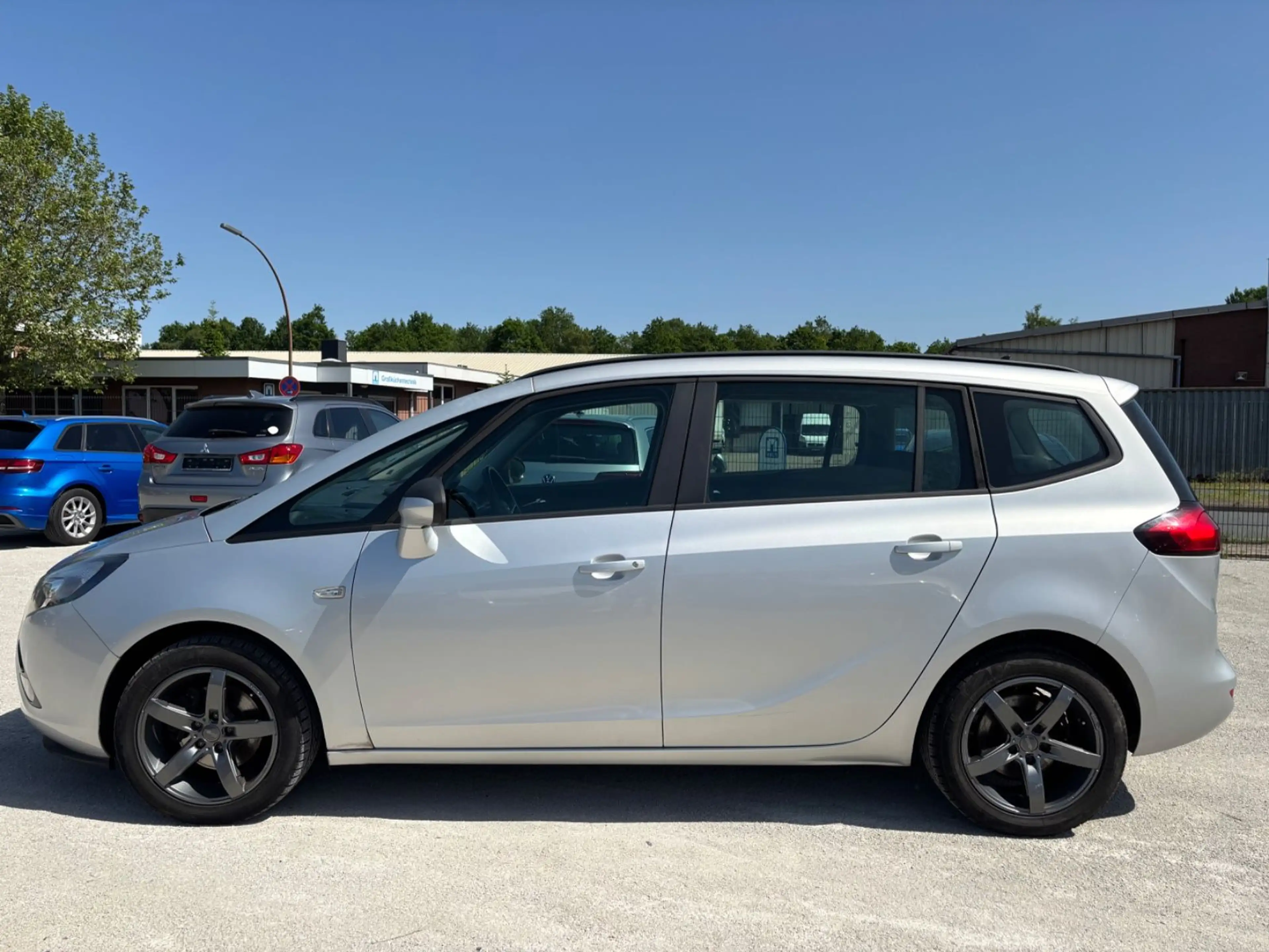 Opel Zafira C Tourer Edition — photo 4