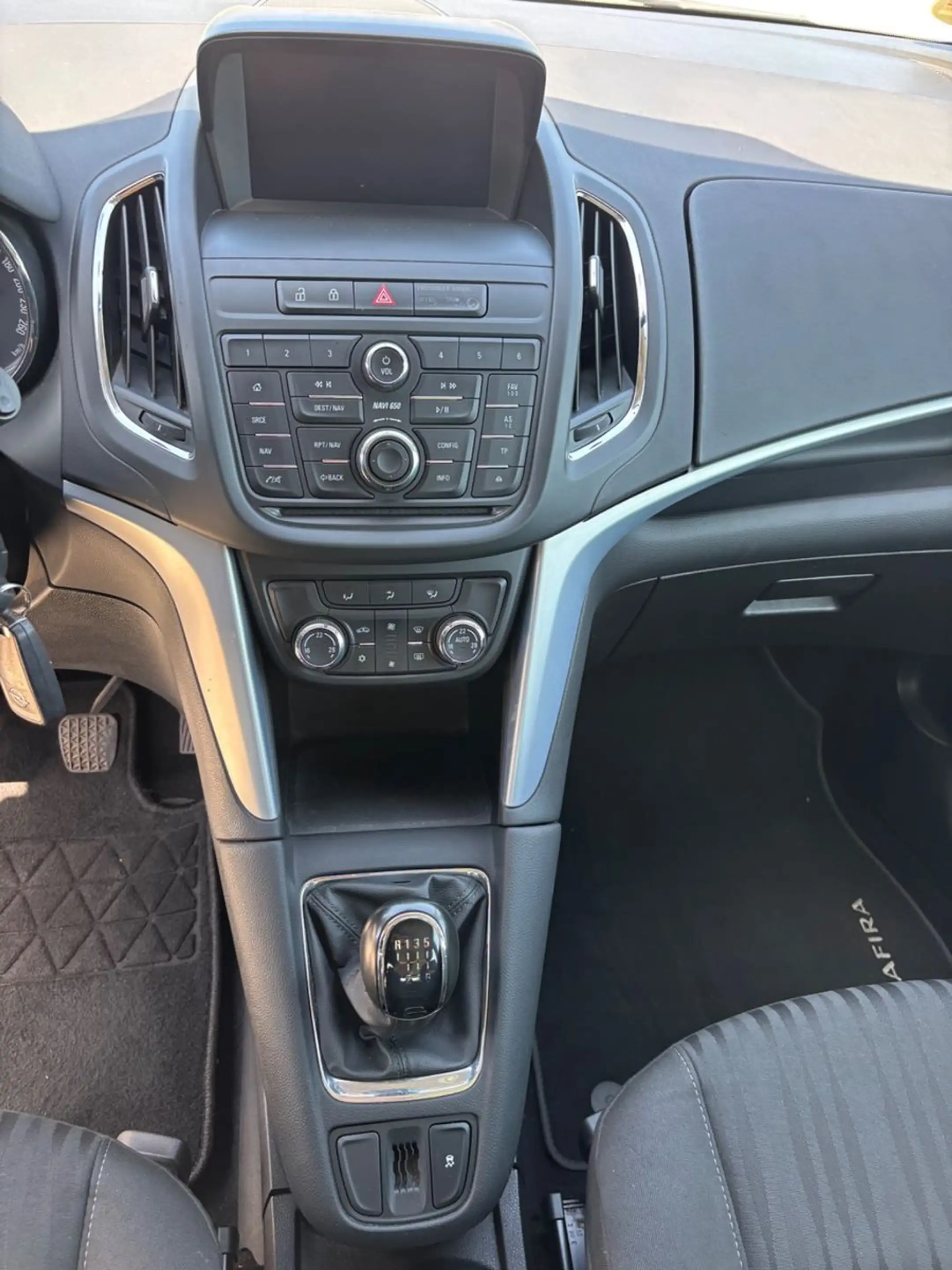 Opel Zafira C Tourer Edition — photo 12