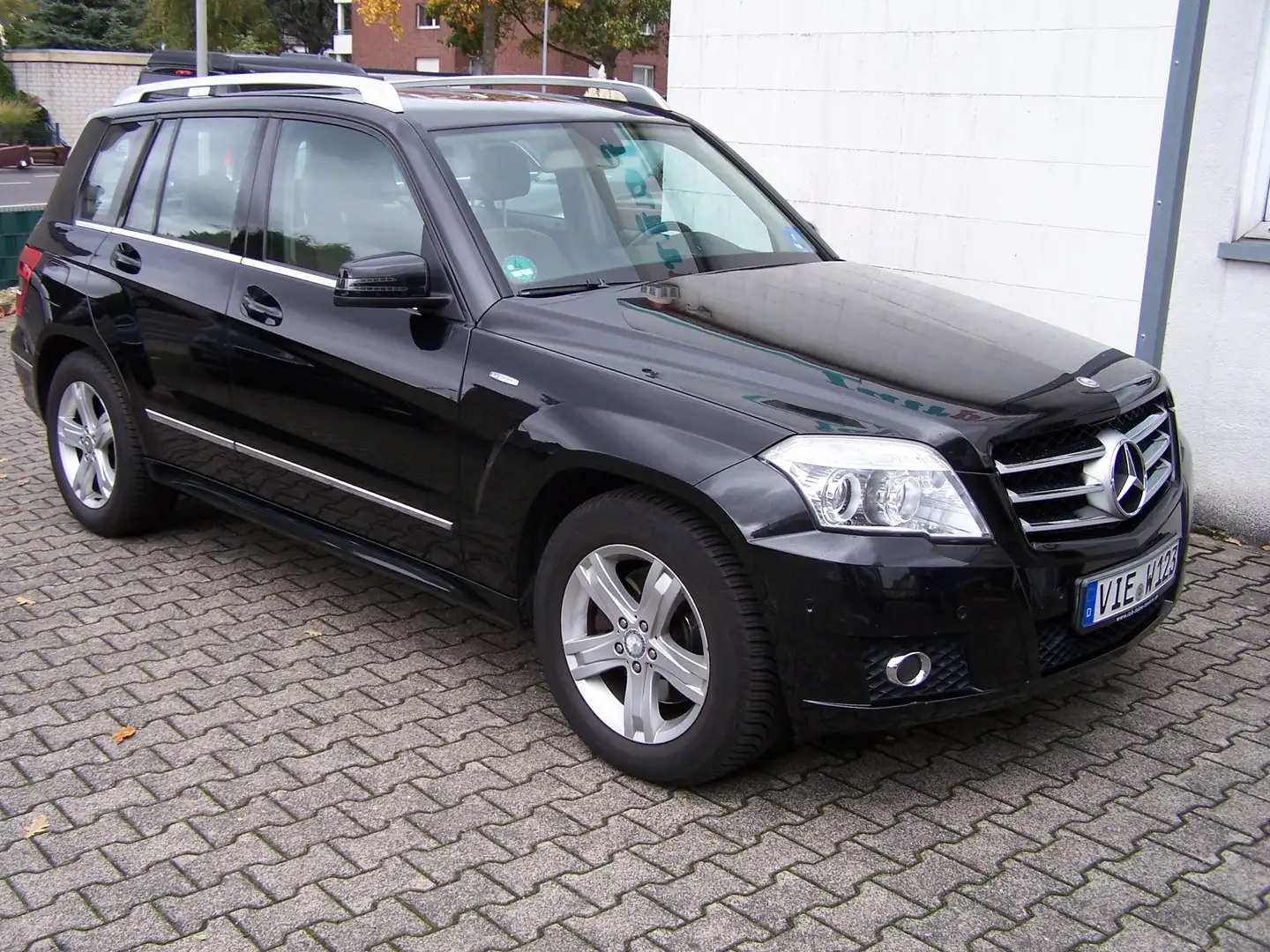 Mercedes-Benz GLK 220 GLK 220 CDI BlueEfficiency 4Matic (204.984) Schwarz - 2