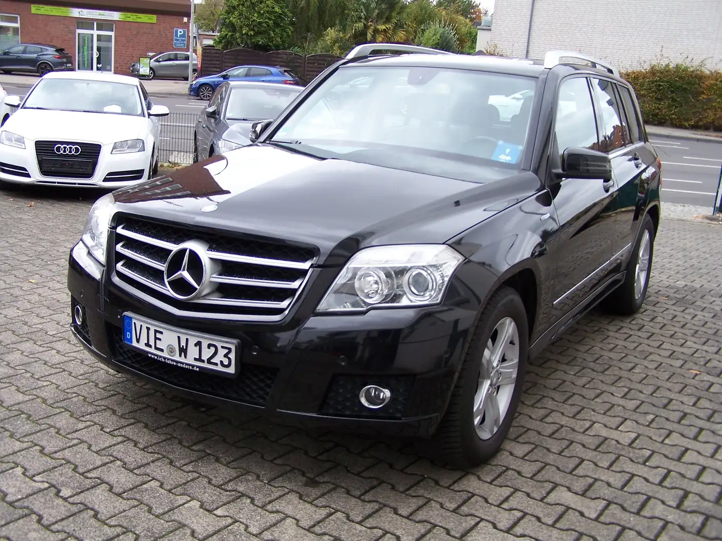 Mercedes-Benz GLK 220 GLK 220 CDI BlueEfficiency 4Matic (204.984) Schwarz - 1