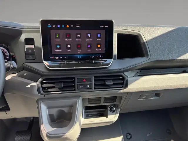 Volkswagen Crafter view 13
