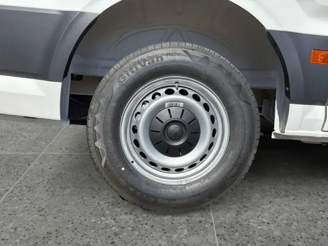 Volkswagen Crafter view 19