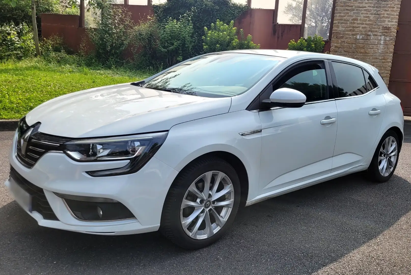 Renault Megane Mégane IV Berline dCi 110 Energy 87g Business - 1